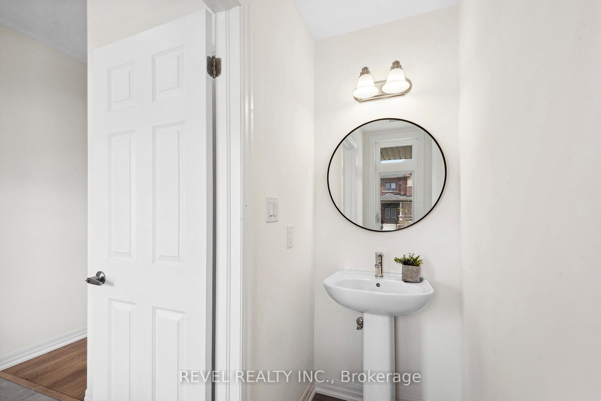 Photo 13 of 239 Flood Avenue, Clarington, Newcastle — HOMEH
