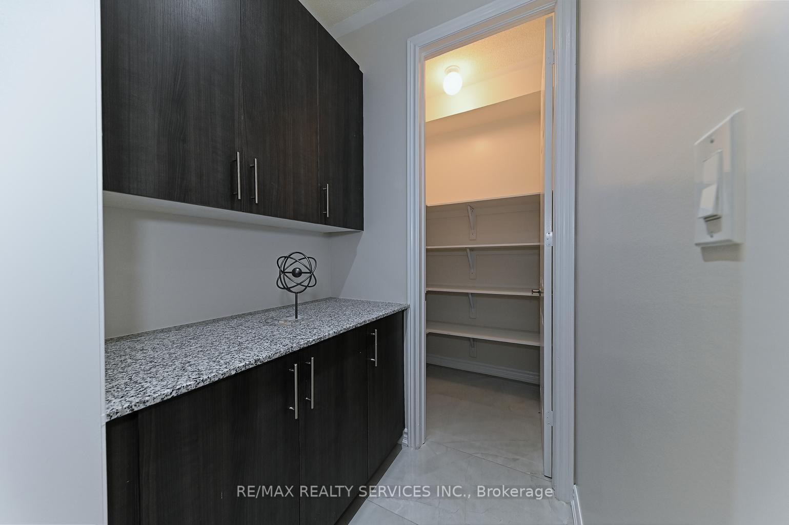 Photo 9 of 56 Royal Fern Crescent, Caledon, Rural Caledon — HOMEH