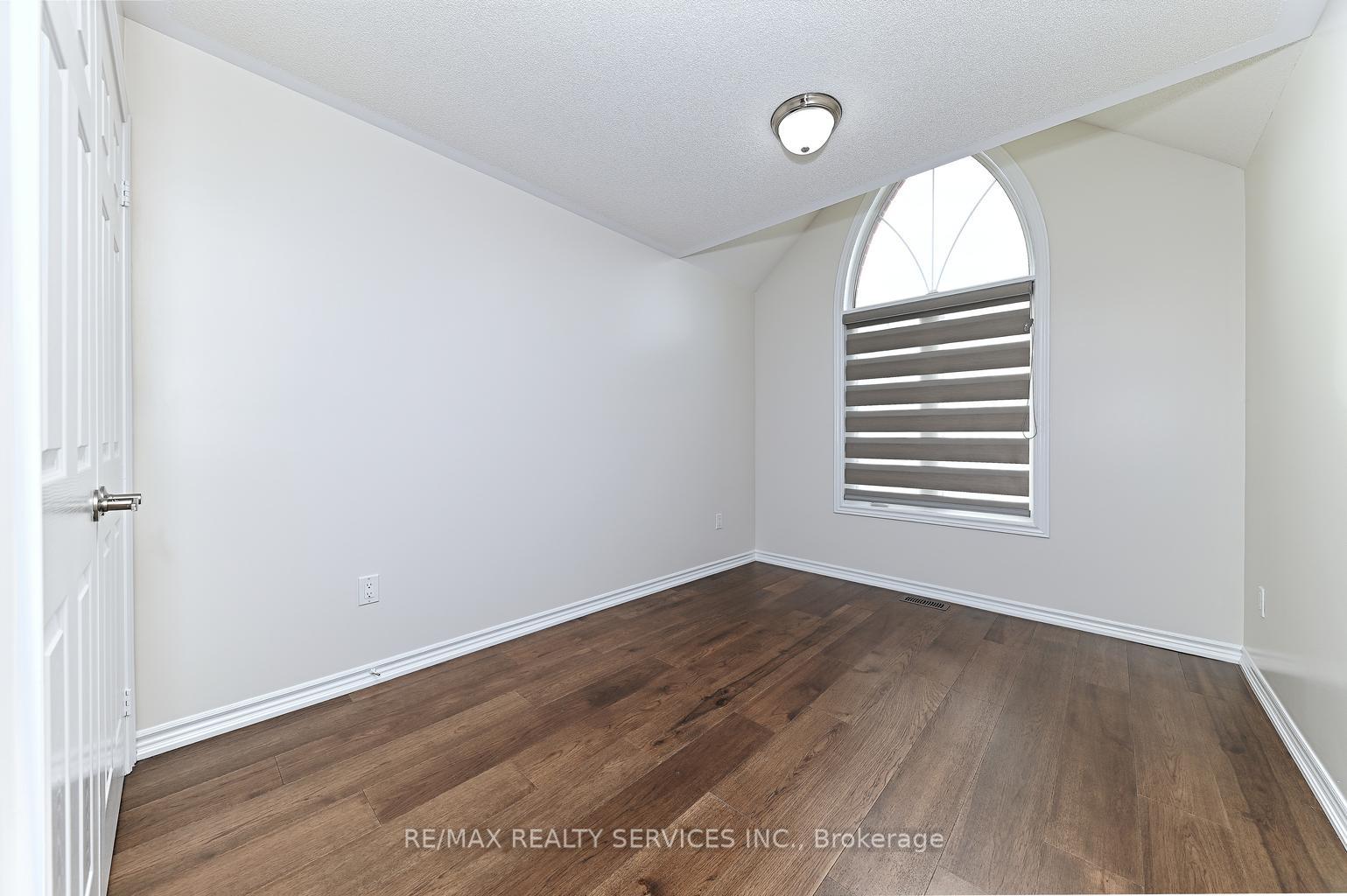Photo 23 of 56 Royal Fern Crescent, Caledon, Rural Caledon — HOMEH