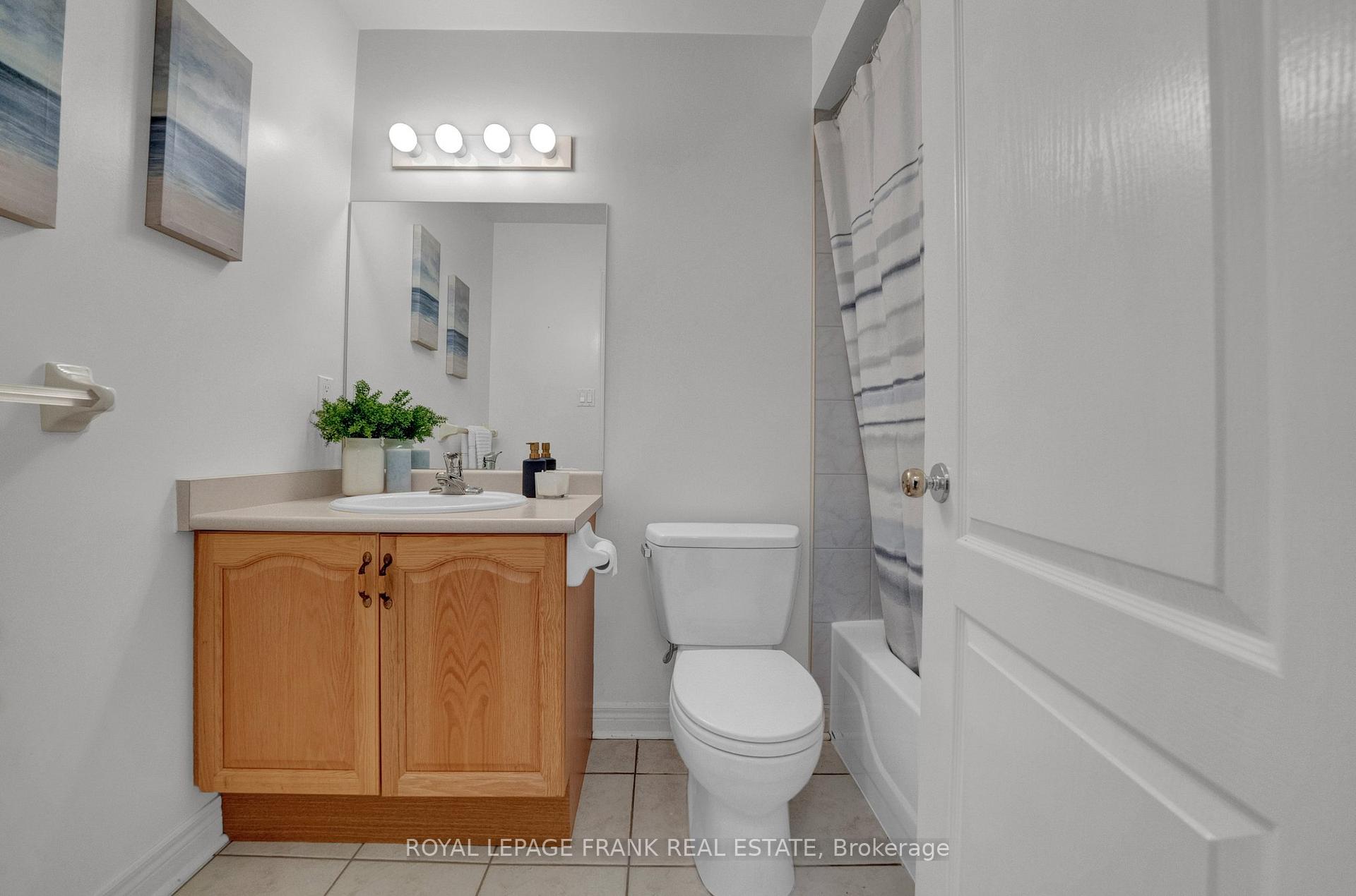 Photo 17 of 45 Valleycrest Drive, Clarington, Courtice — HOMEH