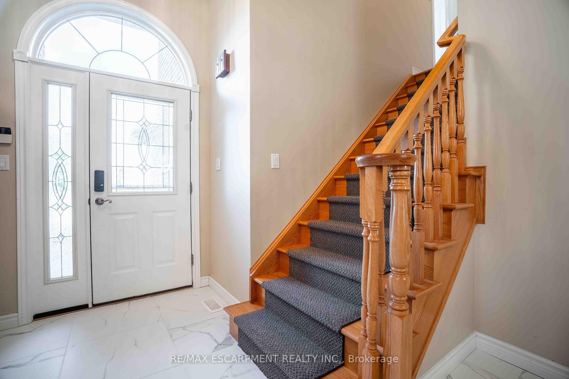 Photo 6 of 441 Crerar Drive, Hamilton, Crerar — HOMEH