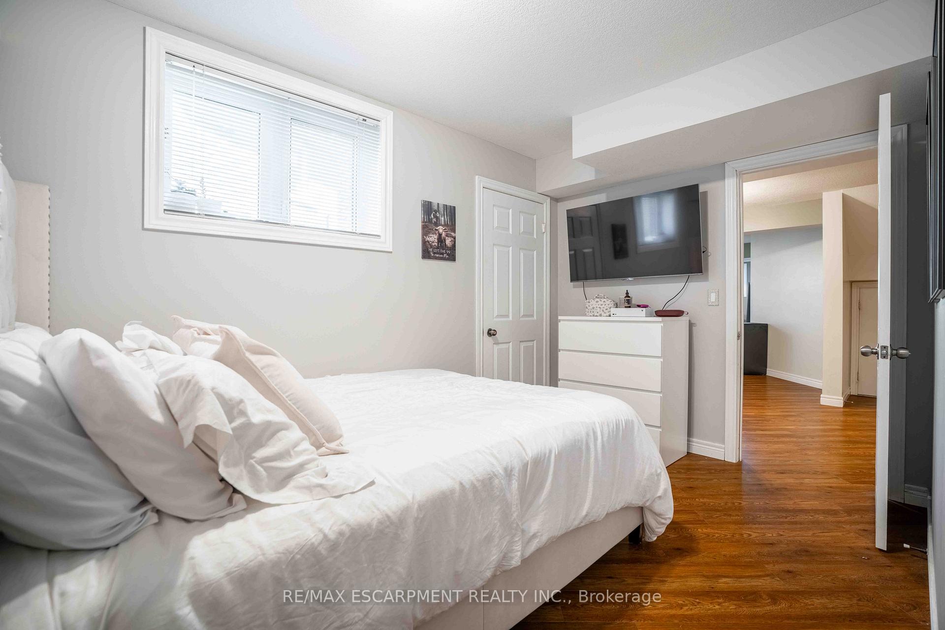 Photo 29 of 441 Crerar Drive, Hamilton, Crerar — HOMEH