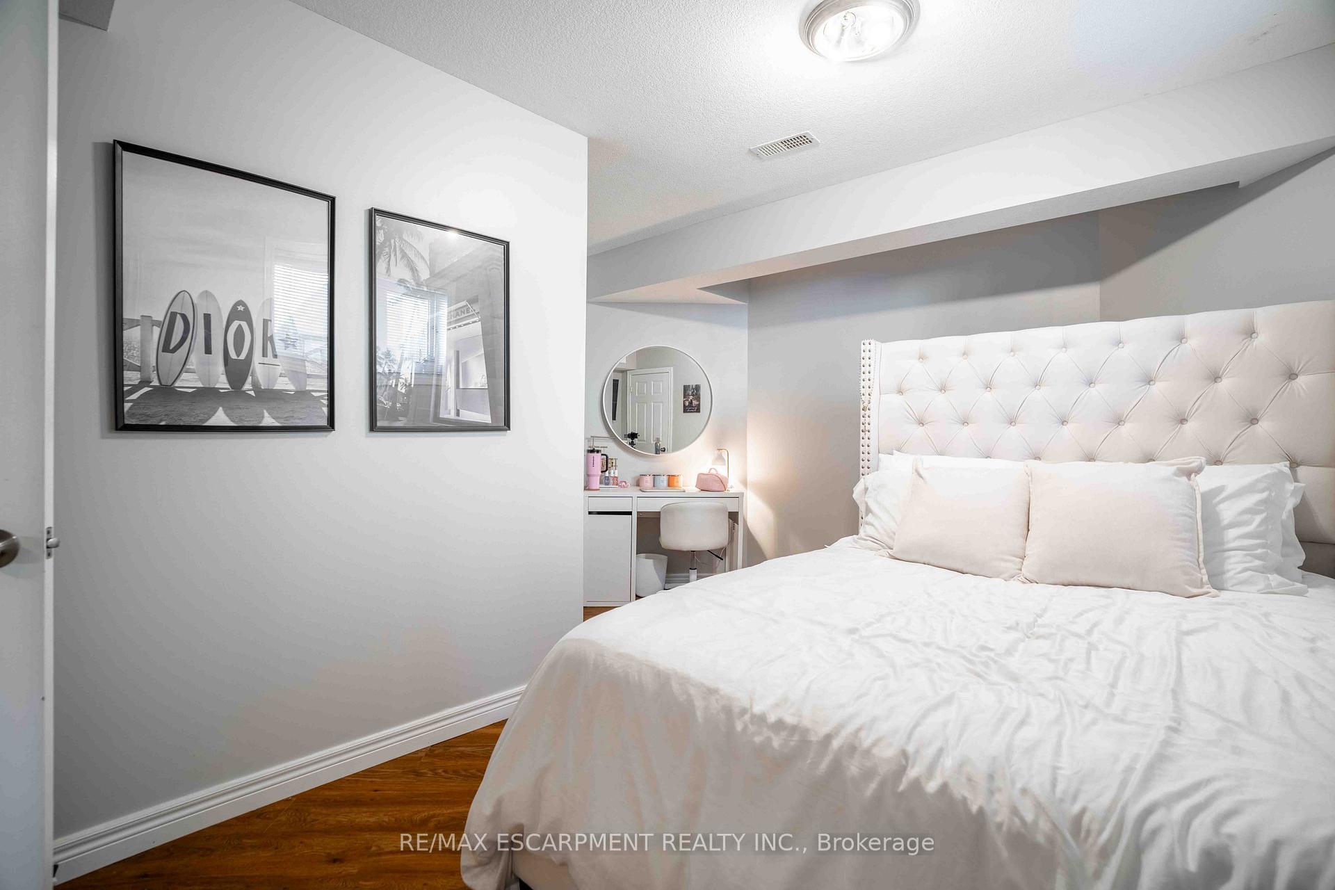 Photo 30 of 441 Crerar Drive, Hamilton, Crerar — HOMEH