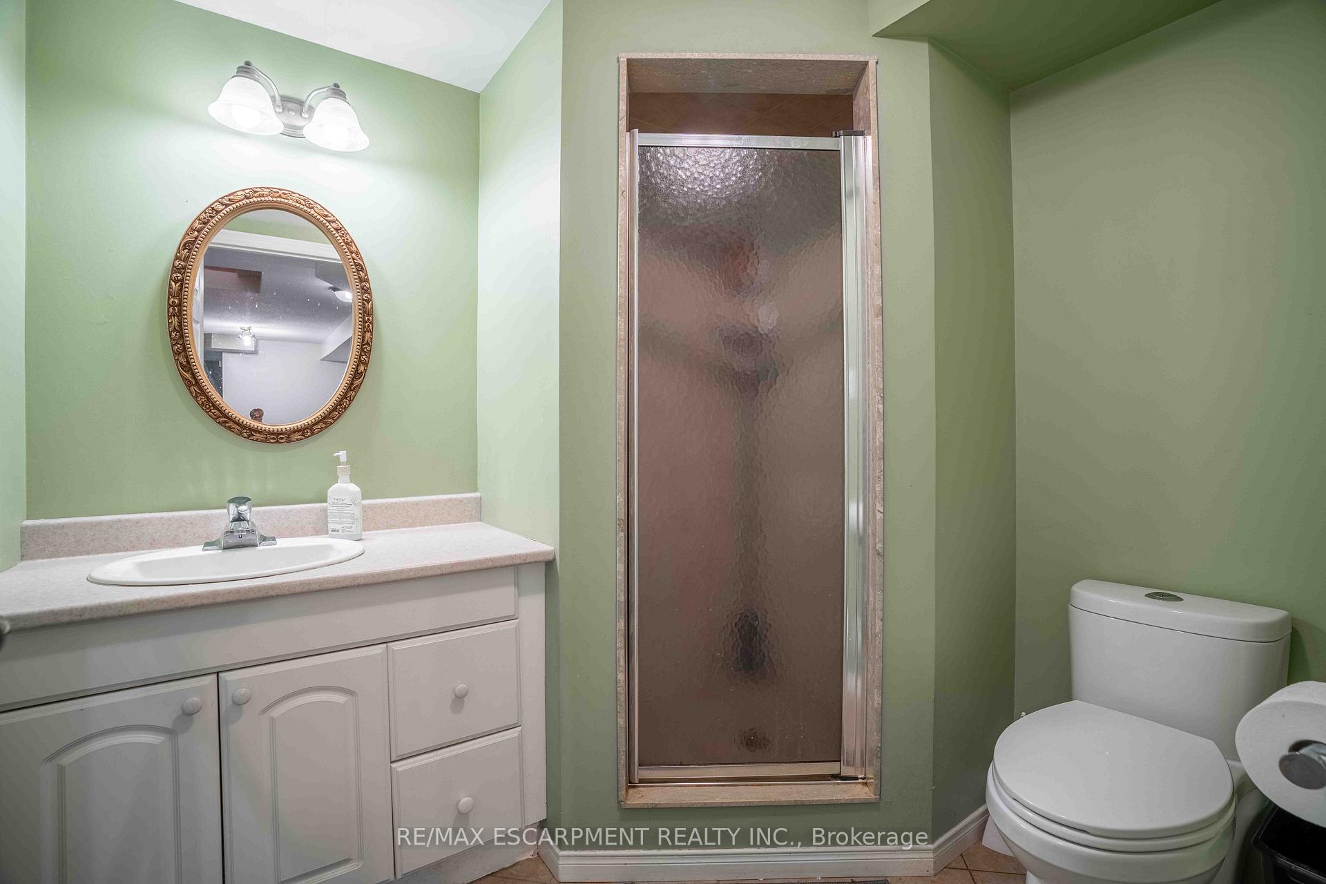 Photo 32 of 441 Crerar Drive, Hamilton, Crerar — HOMEH