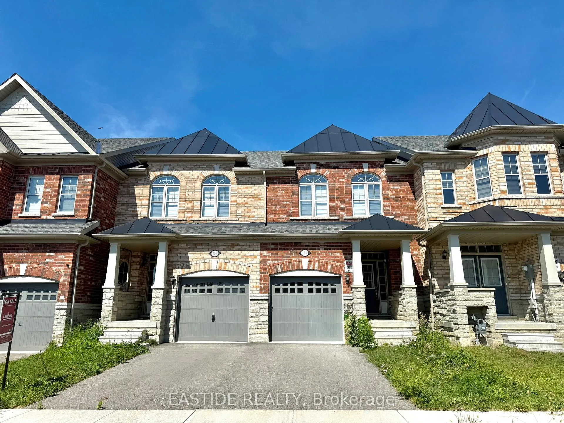 Front of 118 Finegan Circle