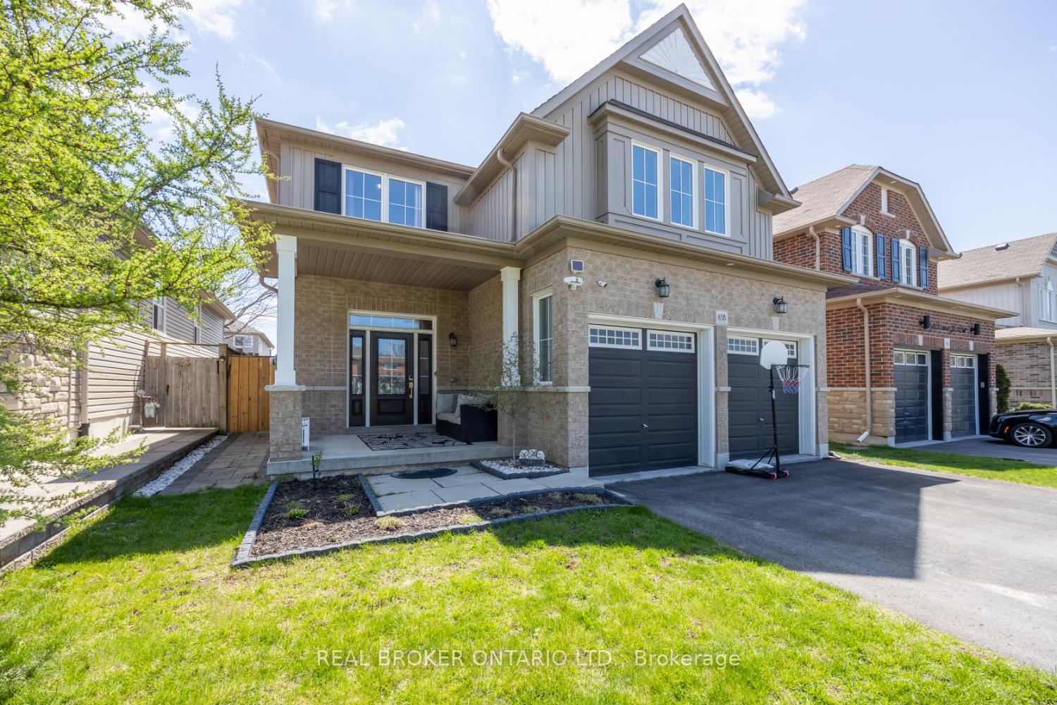Photo 1 of 65 B Concession Street E, Clarington, Bowmanville — HOMEH