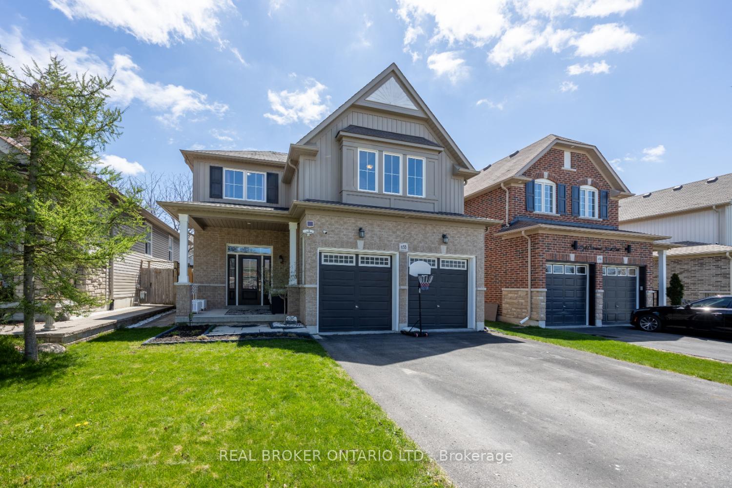 Photo 3 of 65 B Concession Street E, Clarington, Bowmanville — HOMEH