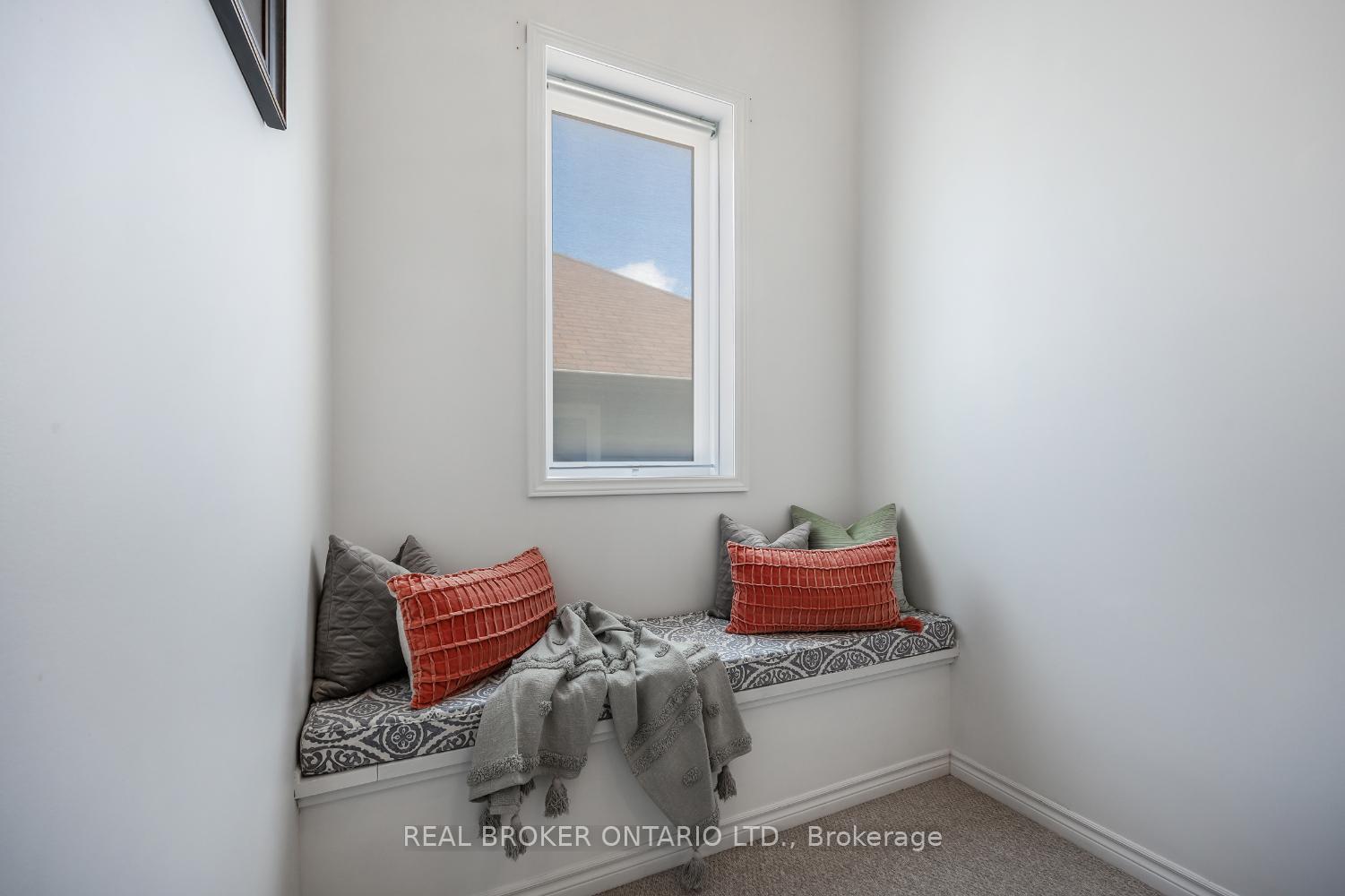 Photo 20 of 65 B Concession Street E, Clarington, Bowmanville — HOMEH
