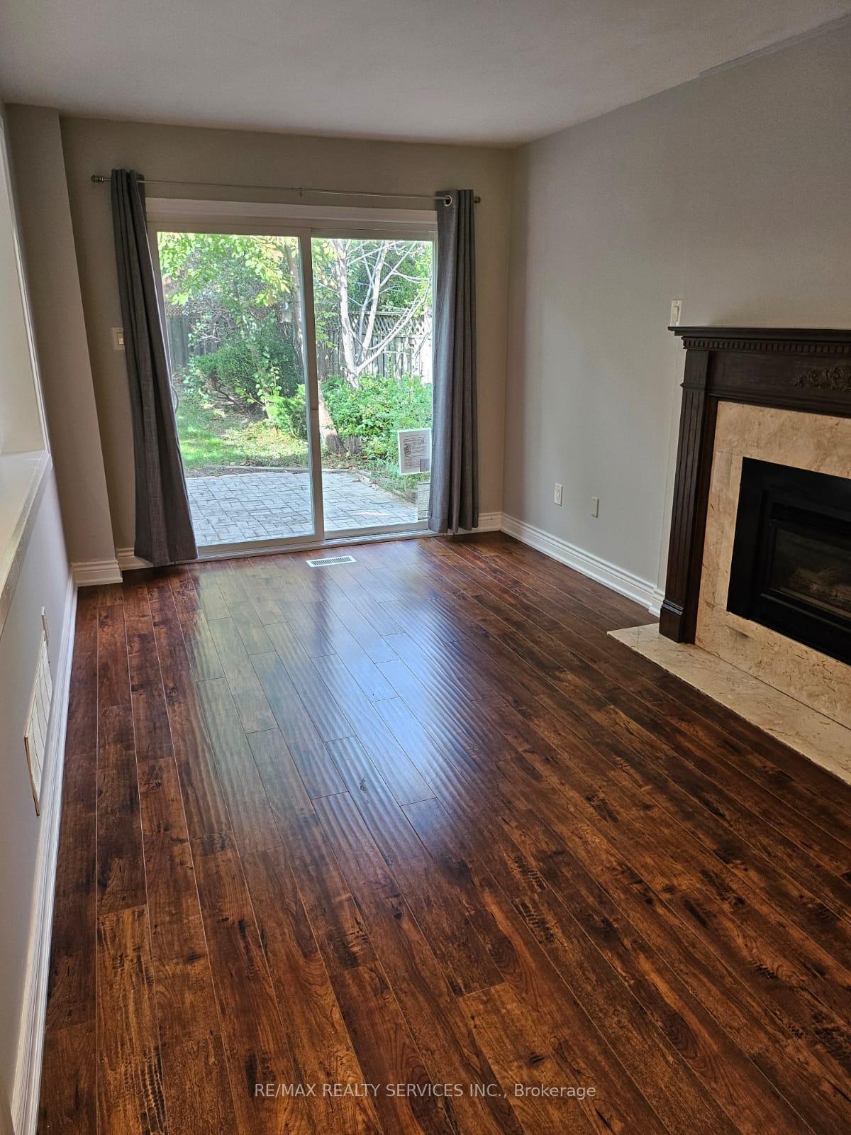 Photo 7 of 57 Blackmere Circle, Brampton, Fletcher's Creek South — HOMEH
