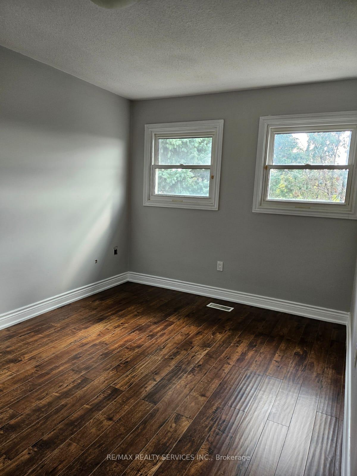 Photo 19 of 57 Blackmere Circle, Brampton, Fletcher's Creek South — HOMEH