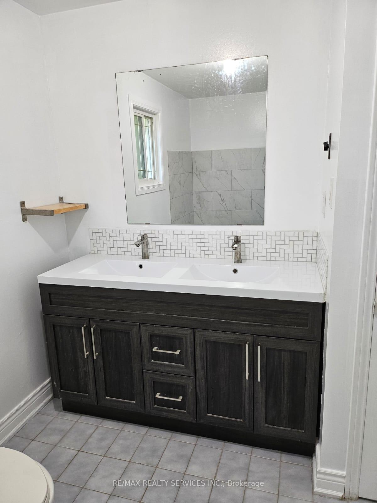 Photo 28 of 57 Blackmere Circle, Brampton, Fletcher's Creek South — HOMEH