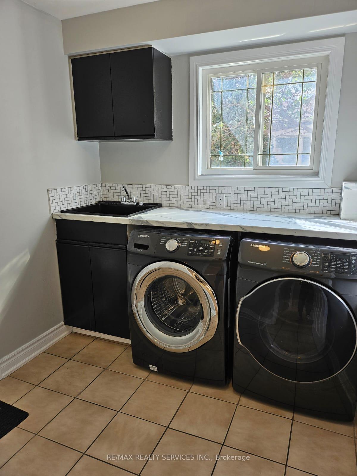Photo 29 of 57 Blackmere Circle, Brampton, Fletcher's Creek South — HOMEH