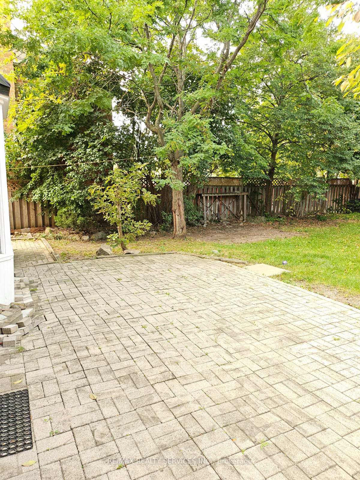 Photo 34 of 57 Blackmere Circle, Brampton, Fletcher's Creek South — HOMEH