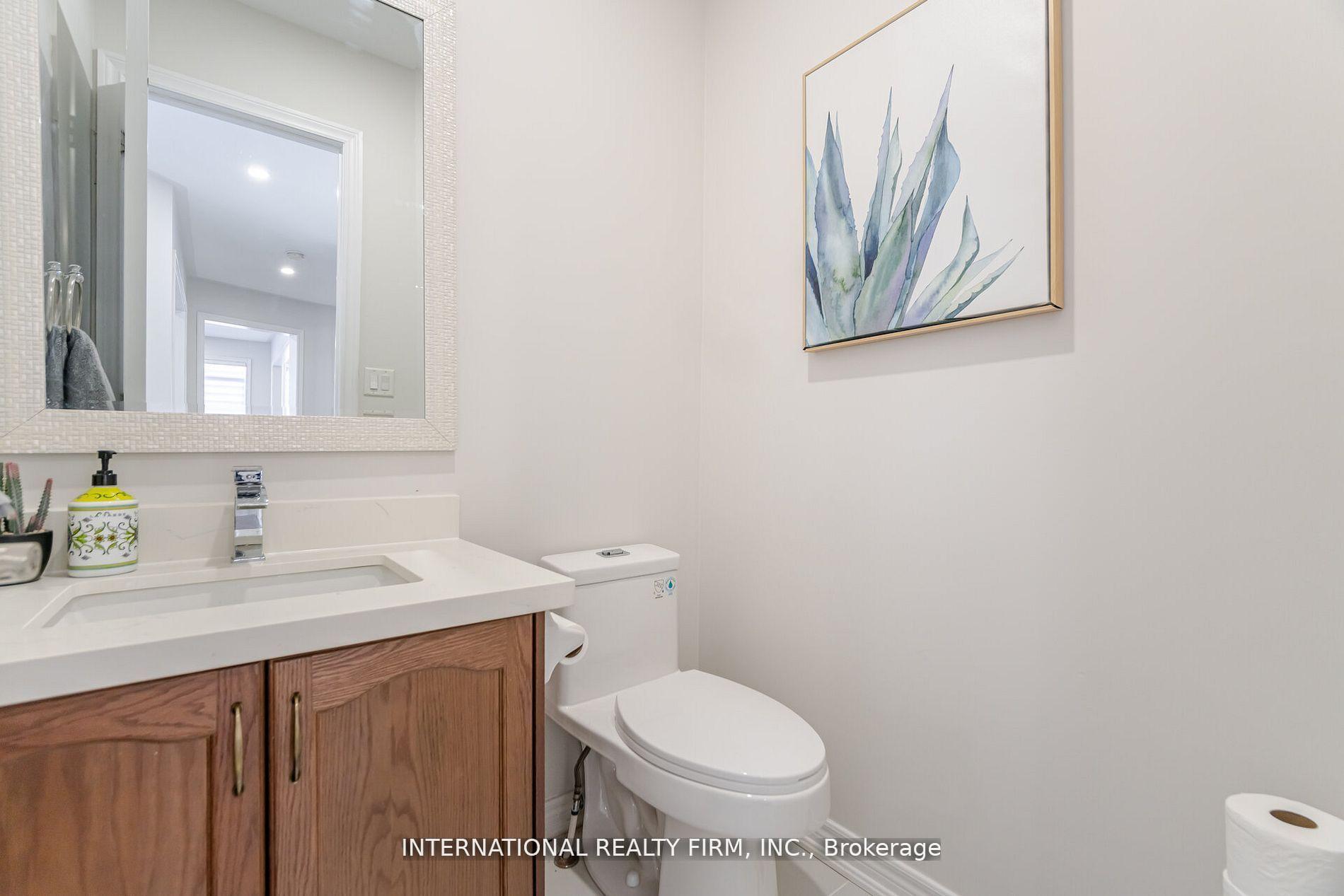 Photo 11 of 39 Lewis Honey Drive, Aurora, Bayview Northeast — HOMEH
