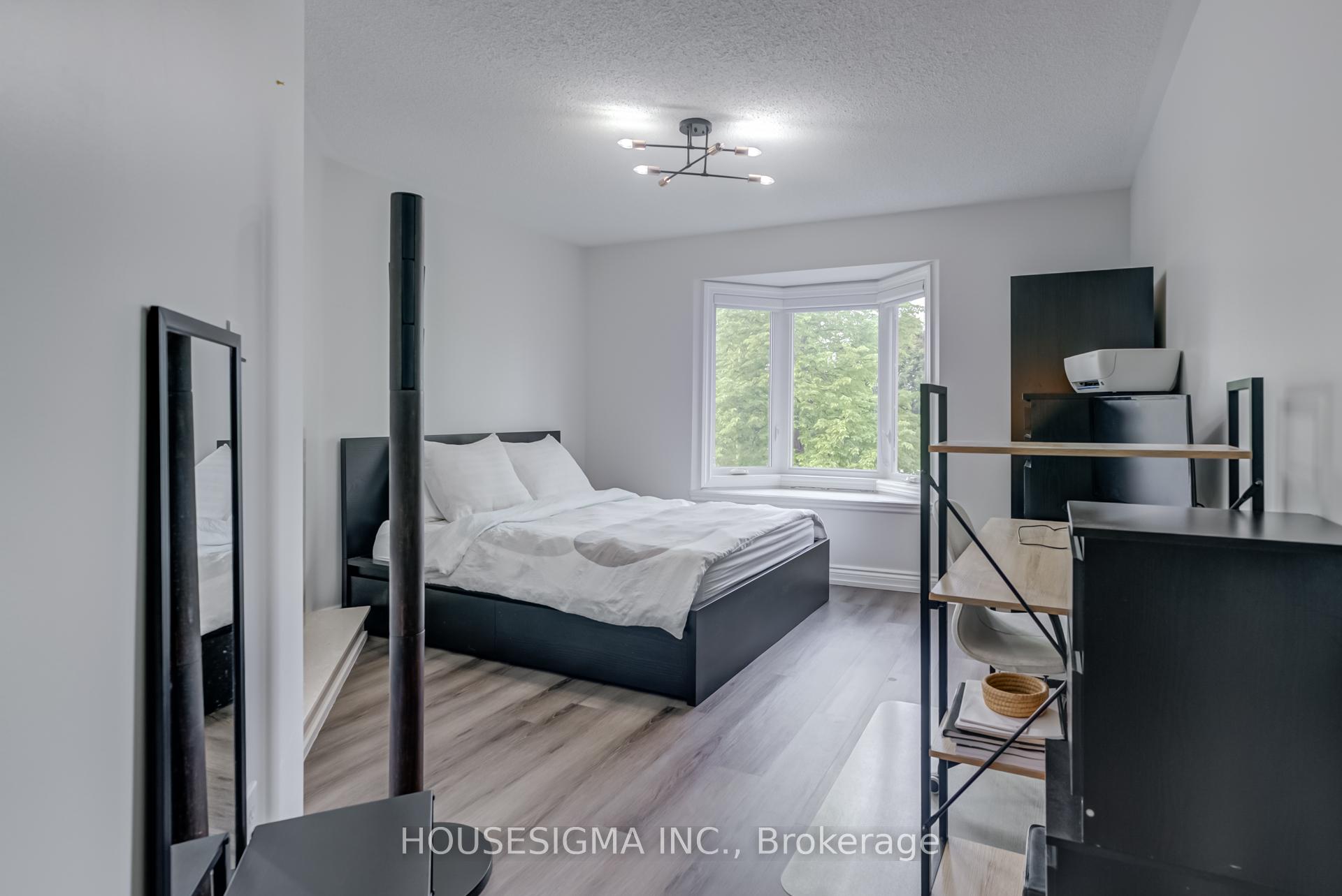 Photo 19 of 102 Milloy Place, Aurora, Aurora Grove — HOMEH