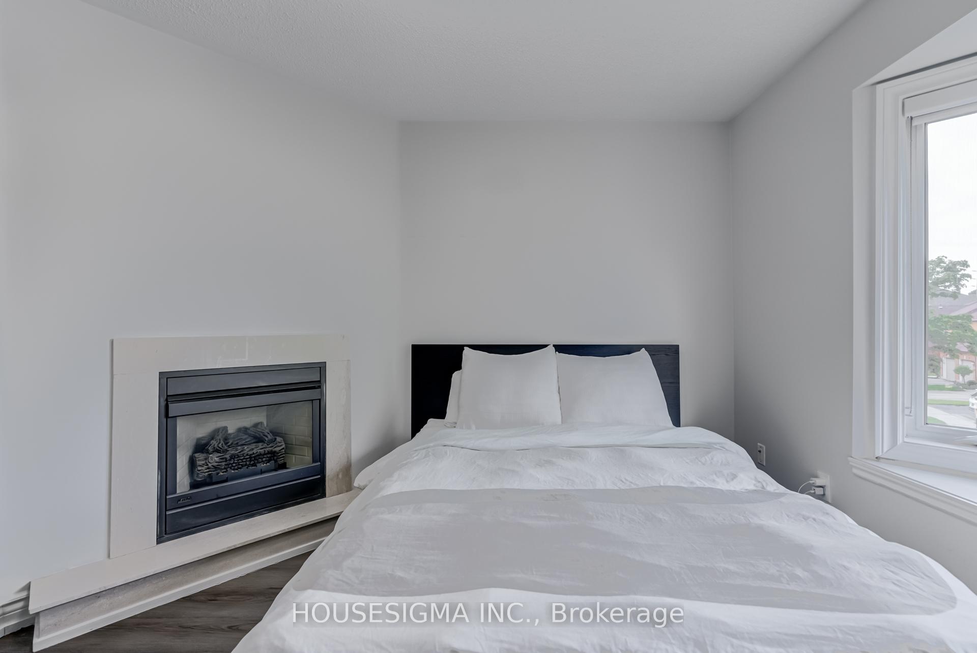 Photo 20 of 102 Milloy Place, Aurora, Aurora Grove — HOMEH