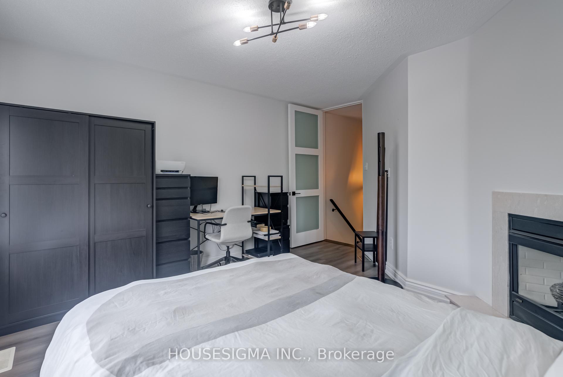 Photo 21 of 102 Milloy Place, Aurora, Aurora Grove — HOMEH