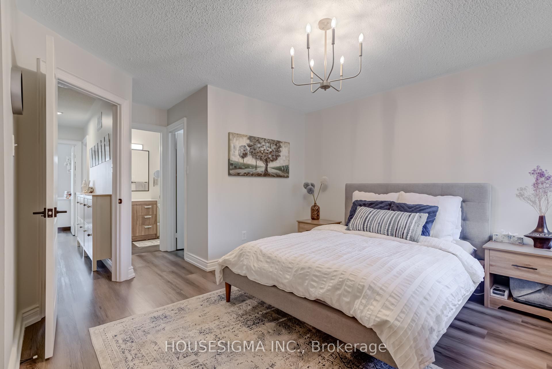 Photo 24 of 102 Milloy Place, Aurora, Aurora Grove — HOMEH