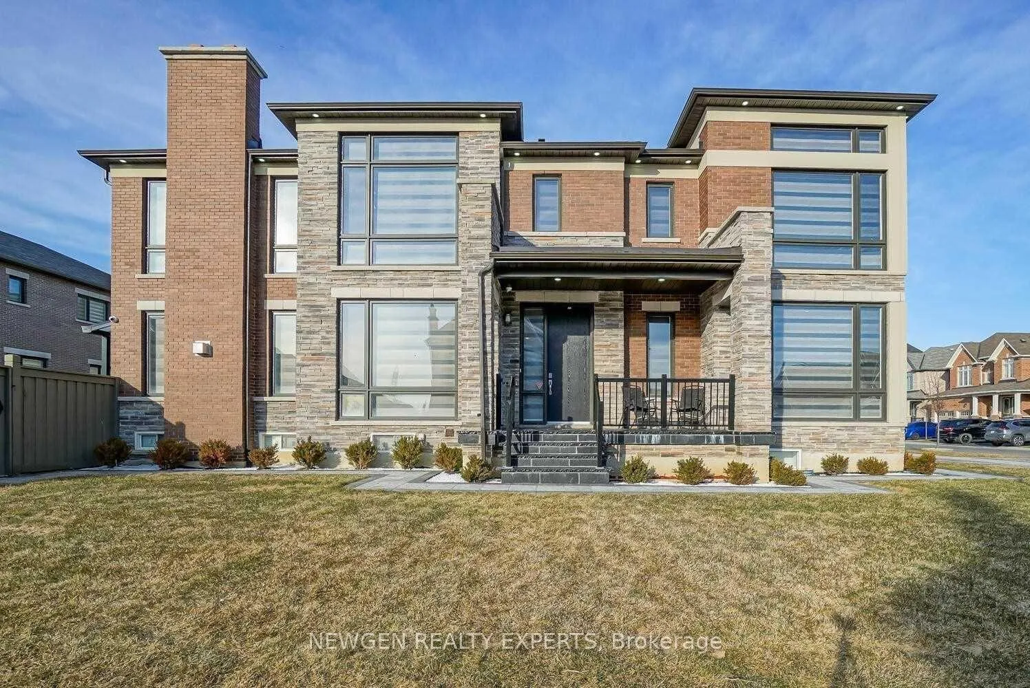 Photo 1 of 28 Dalecrest Road, Brampton, Credit Valley — HOMEH