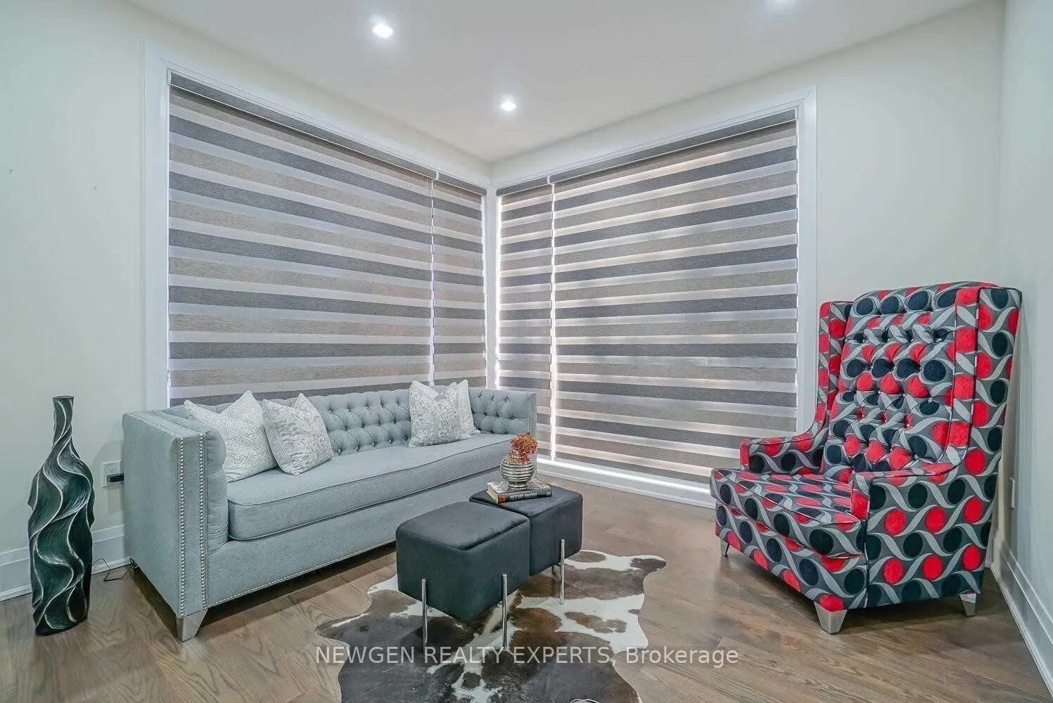 Photo 6 of 28 Dalecrest Road, Brampton, Credit Valley — HOMEH