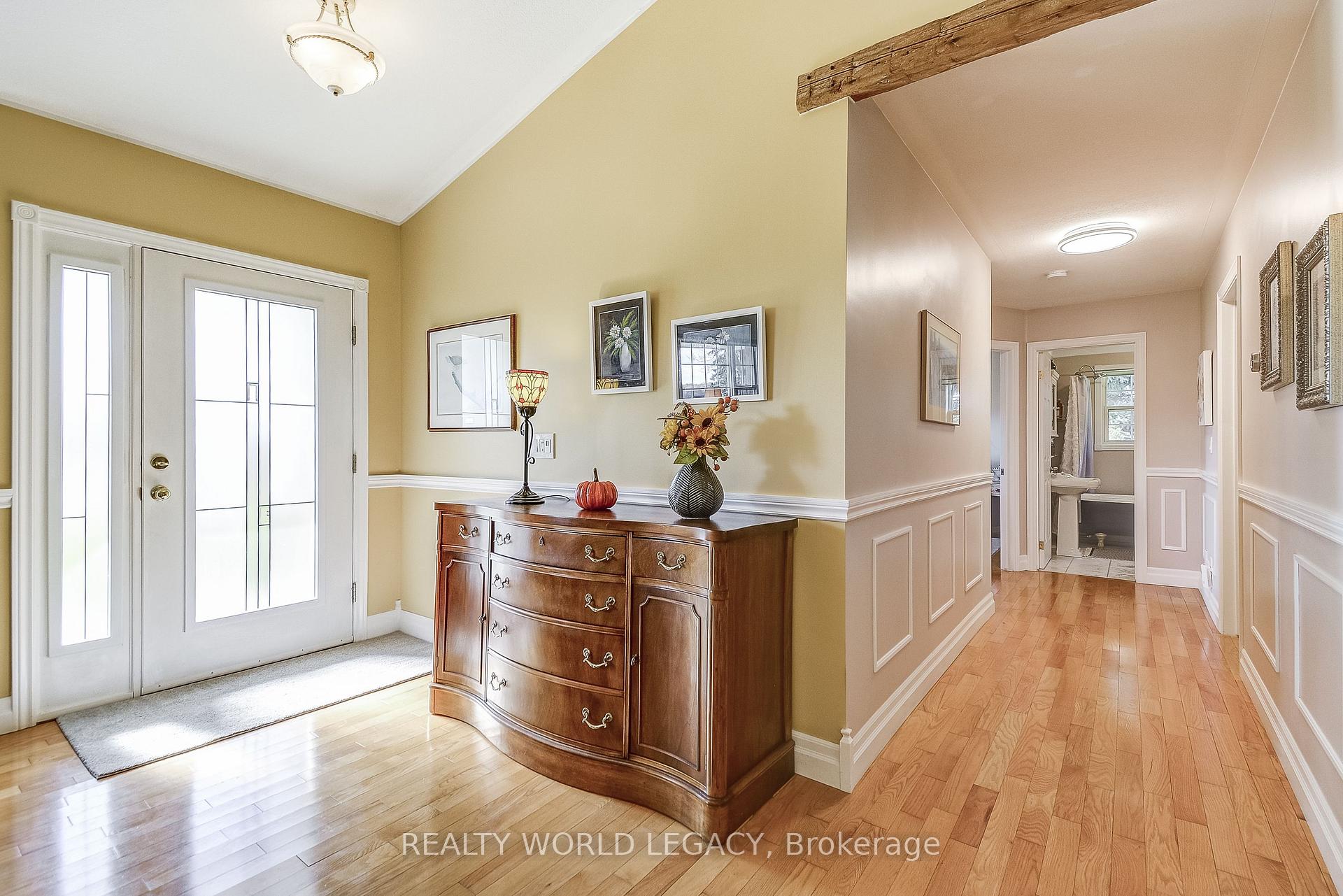 Photo 12 of 2539 4 Concession W, Hamilton, Rural Flamborough — HOMEH