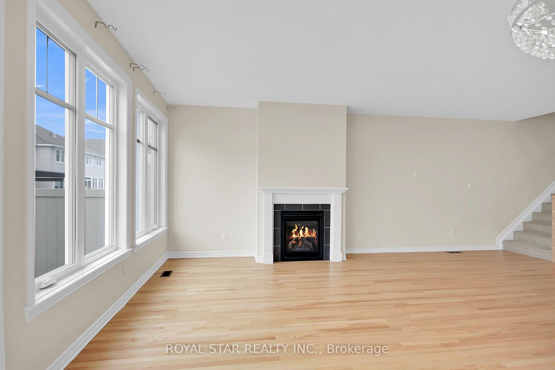 Photo 10 of 124 Angelonia Crescent, Ottawa, Blossom Park/Kemp Park/Findlay Creek — HOMEH