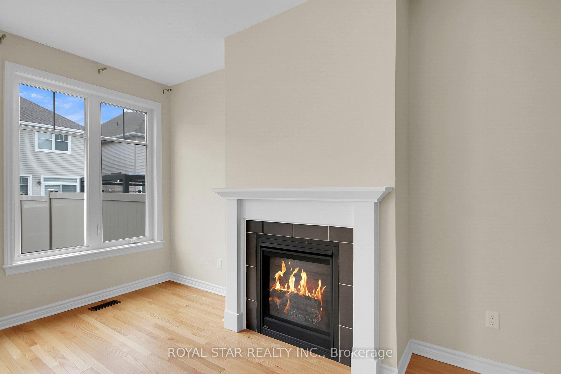 Photo 13 of 124 Angelonia Crescent, Ottawa, Blossom Park/Kemp Park/Findlay Creek — HOMEH