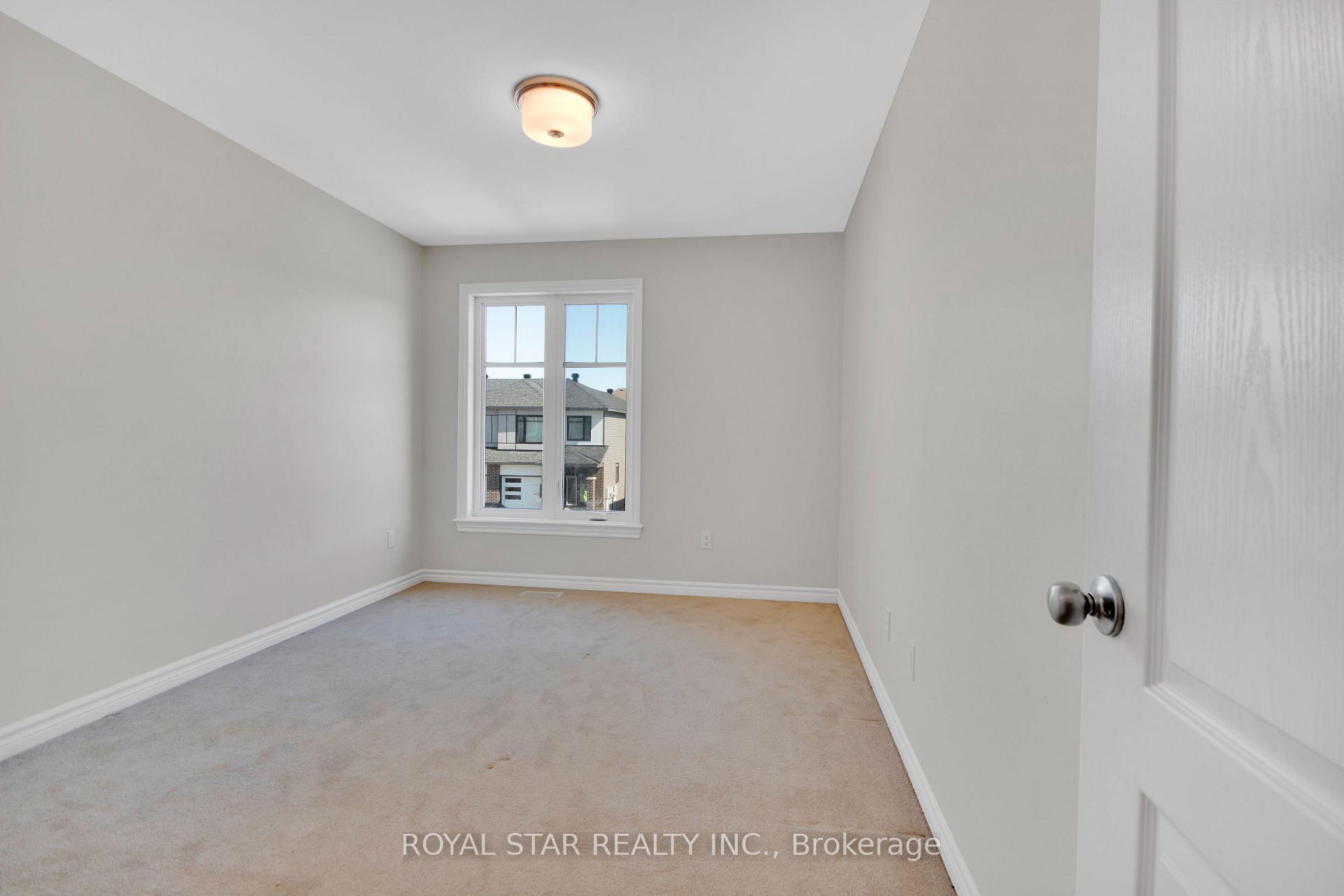 Photo 19 of 124 Angelonia Crescent, Ottawa, Blossom Park/Kemp Park/Findlay Creek — HOMEH