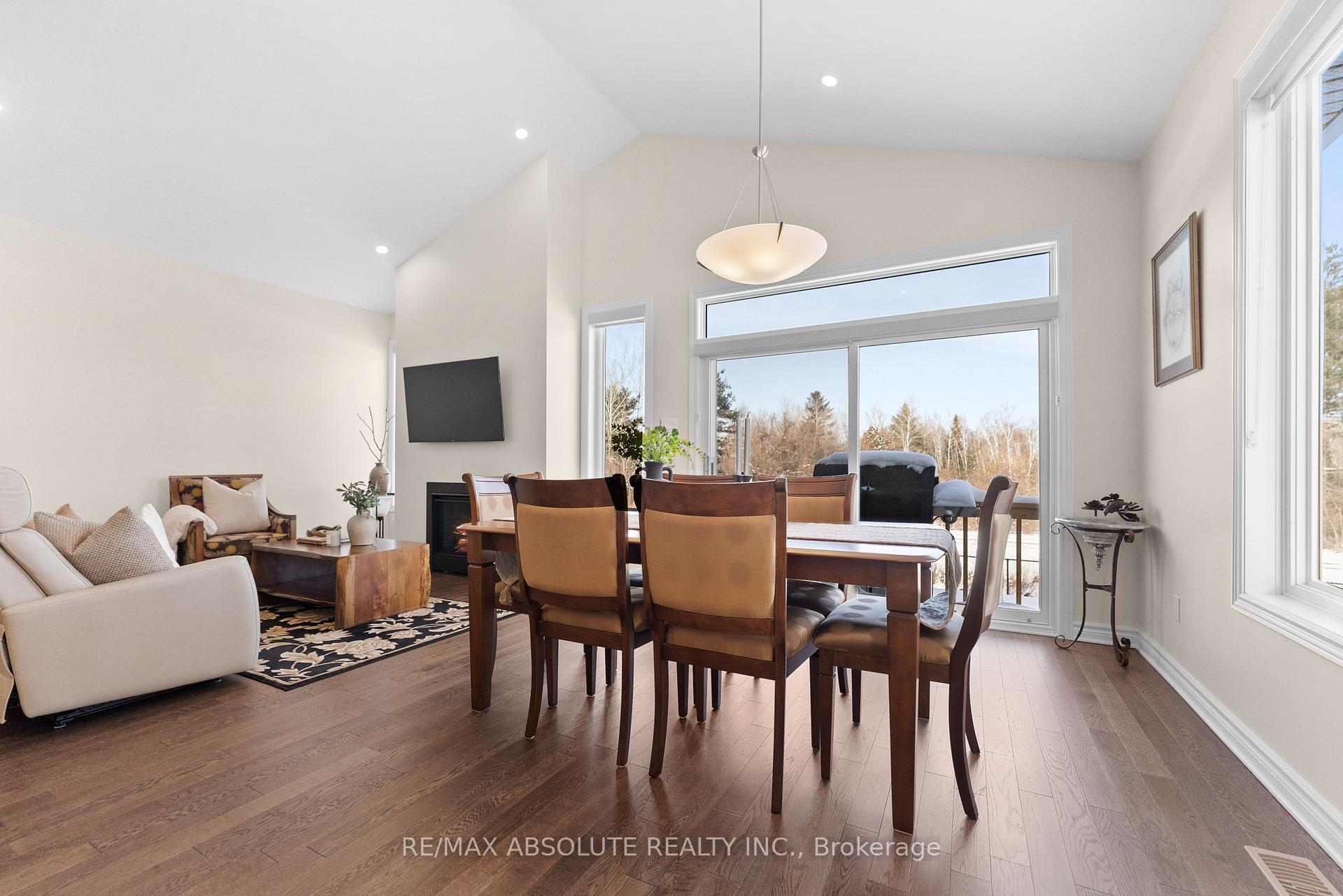 Photo 17 of 109 Seabert Drive, Arnprior — HOMEH