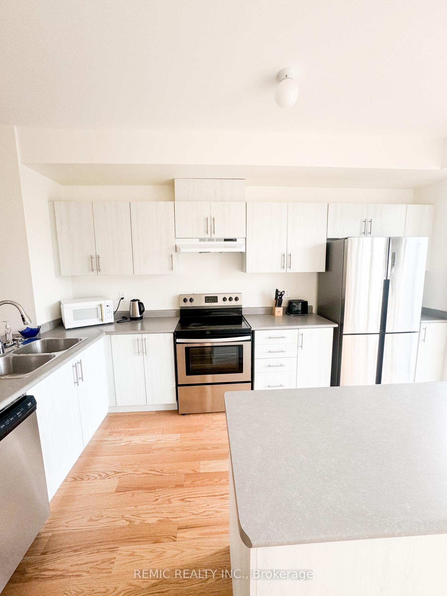 Photo 7 of 36 Clarington Boulevard, Clarington, Bowmanville — HOMEH