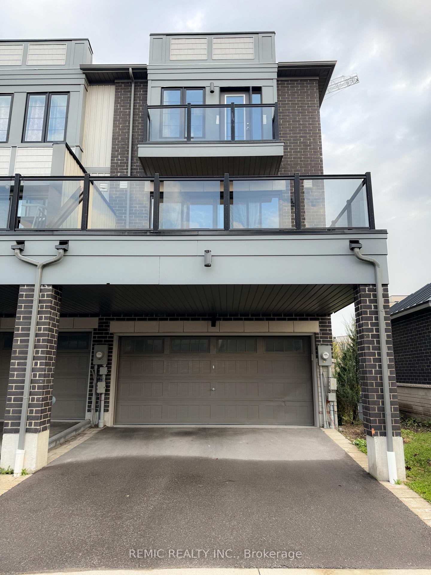 Photo 29 of 36 Clarington Boulevard, Clarington, Bowmanville — HOMEH