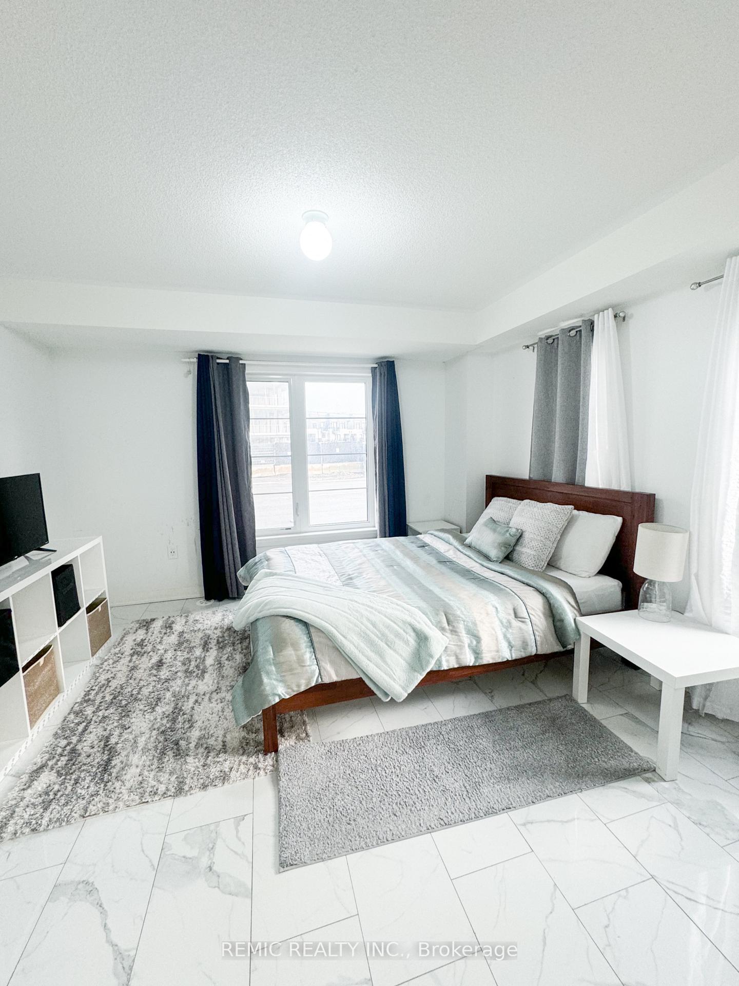Photo 34 of 36 Clarington Boulevard, Clarington, Bowmanville — HOMEH