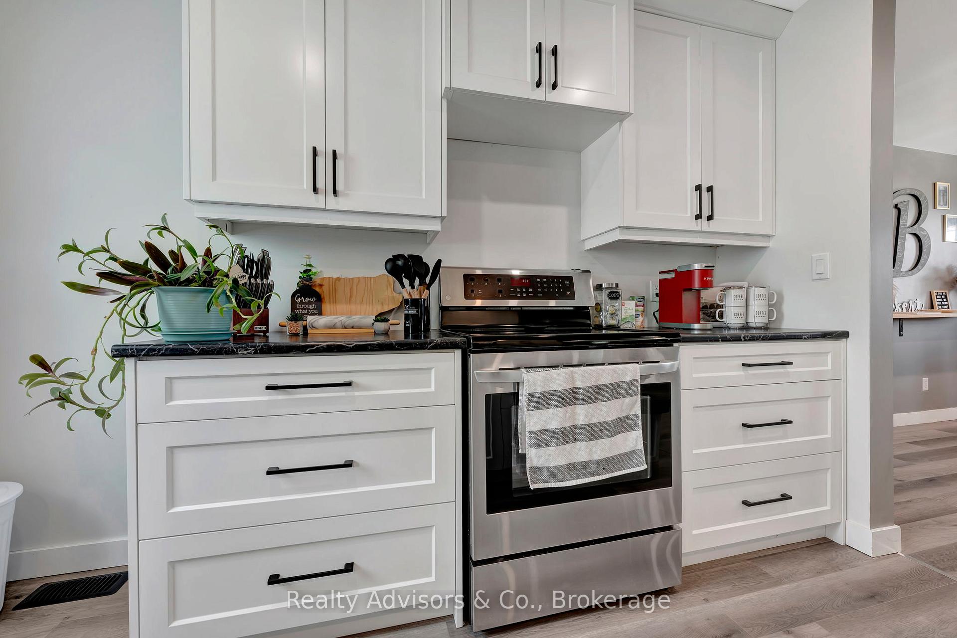 Photo 19 of 9377 Garner Road, Bayham, Rural Bayham — HOMEH