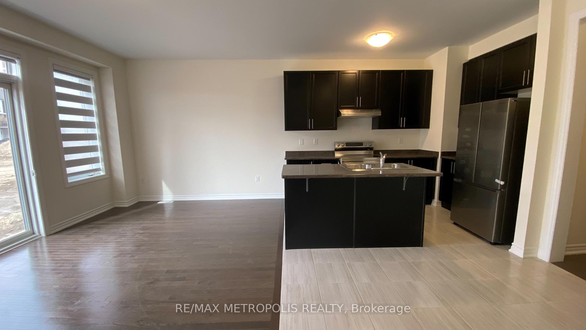 Photo 6 of 108 Adventura Road, Brampton, Northwest Brampton — HOMEH