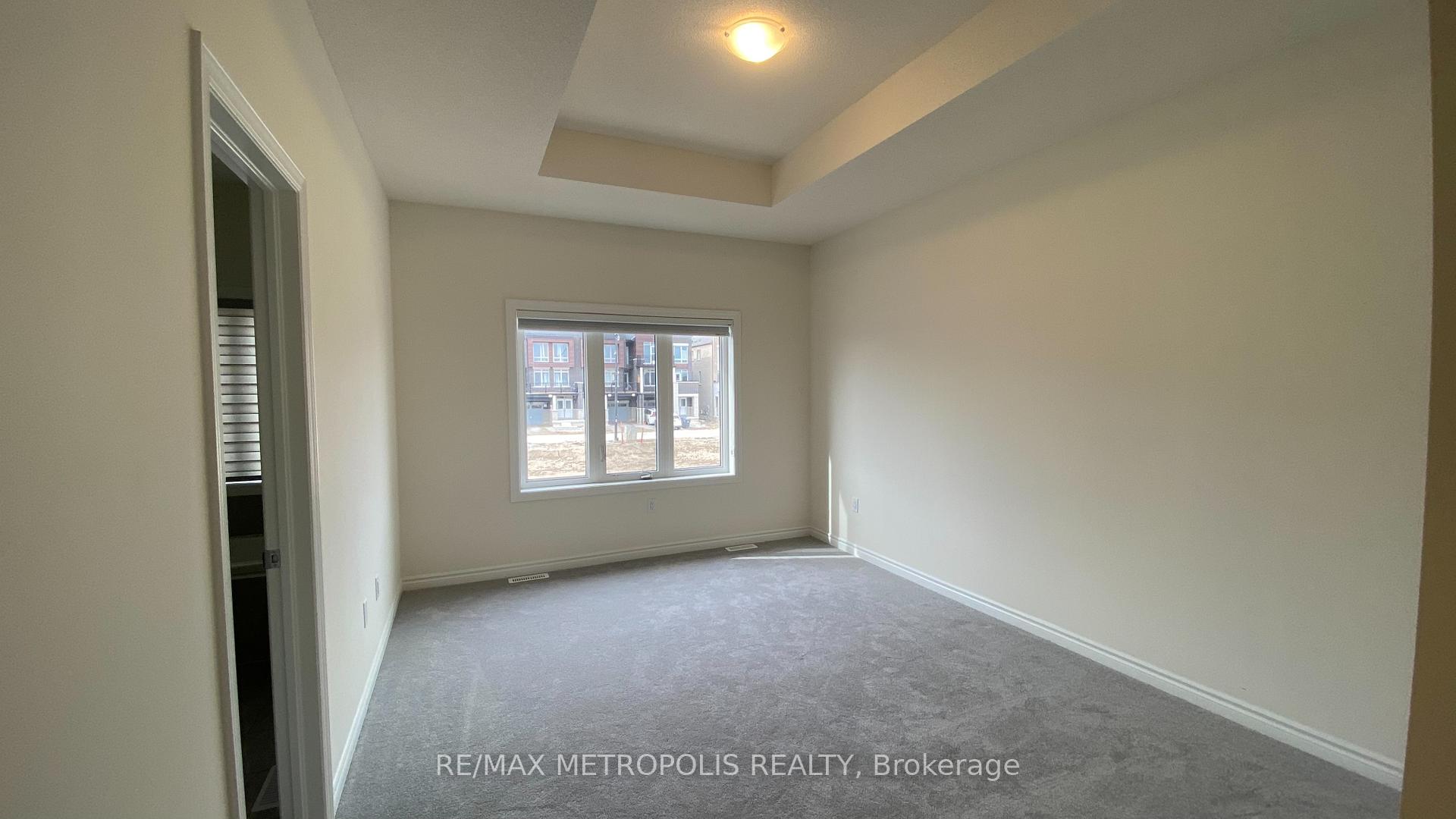 Photo 19 of 108 Adventura Road, Brampton, Northwest Brampton — HOMEH