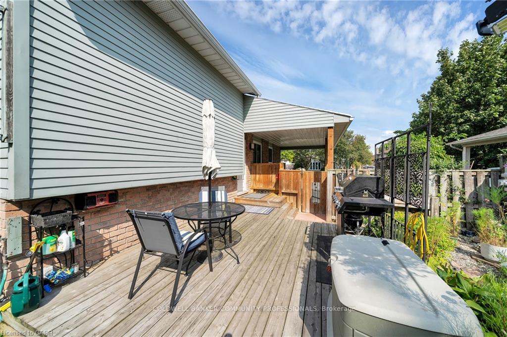 Photo 5 of 79 Athenia Drive, Hamilton, Stoney Creek Mountain — HOMEH
