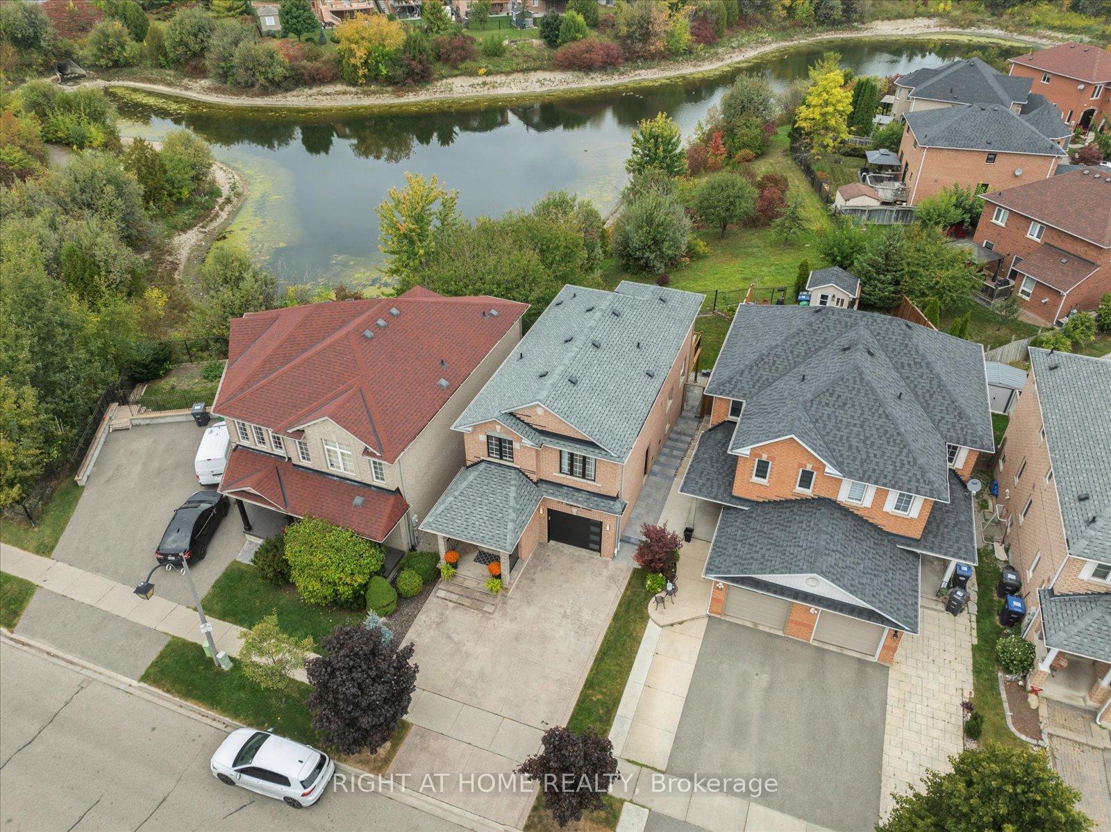 Photo 3 of 59 Grapevine Road, Caledon, Bolton West — HOMEH