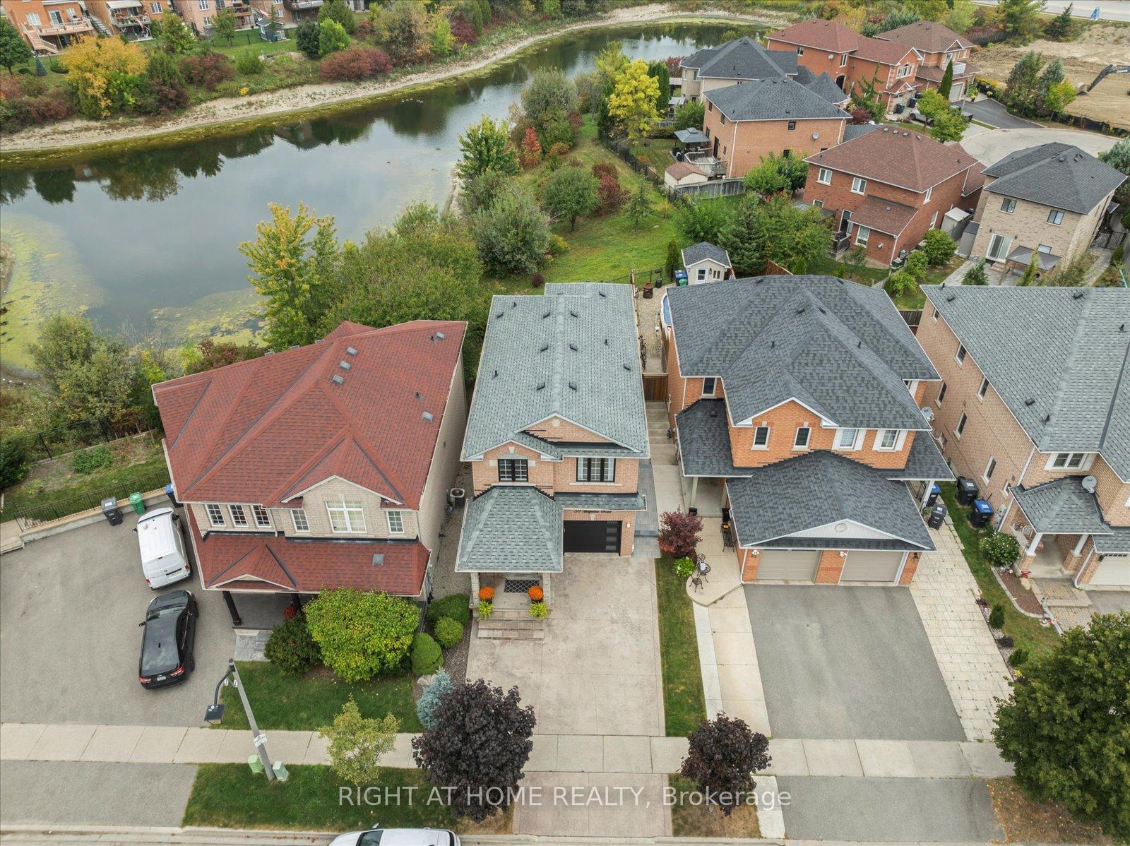 Photo 4 of 59 Grapevine Road, Caledon, Bolton West — HOMEH