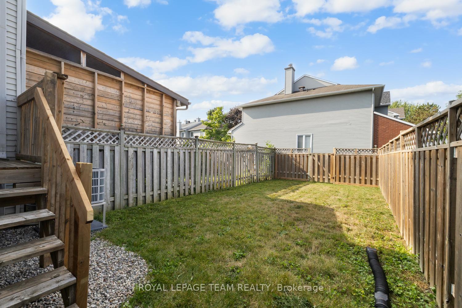 Photo 25 of 4 Danaher Drive, Ottawa, Barrhaven - Heritage Park — HOMEH