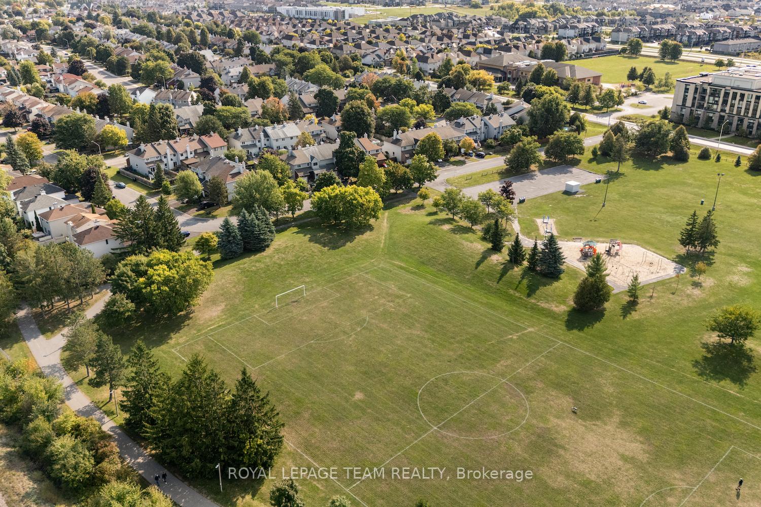 Photo 24 of 4 Danaher Drive, Ottawa, Barrhaven - Heritage Park — HOMEH
