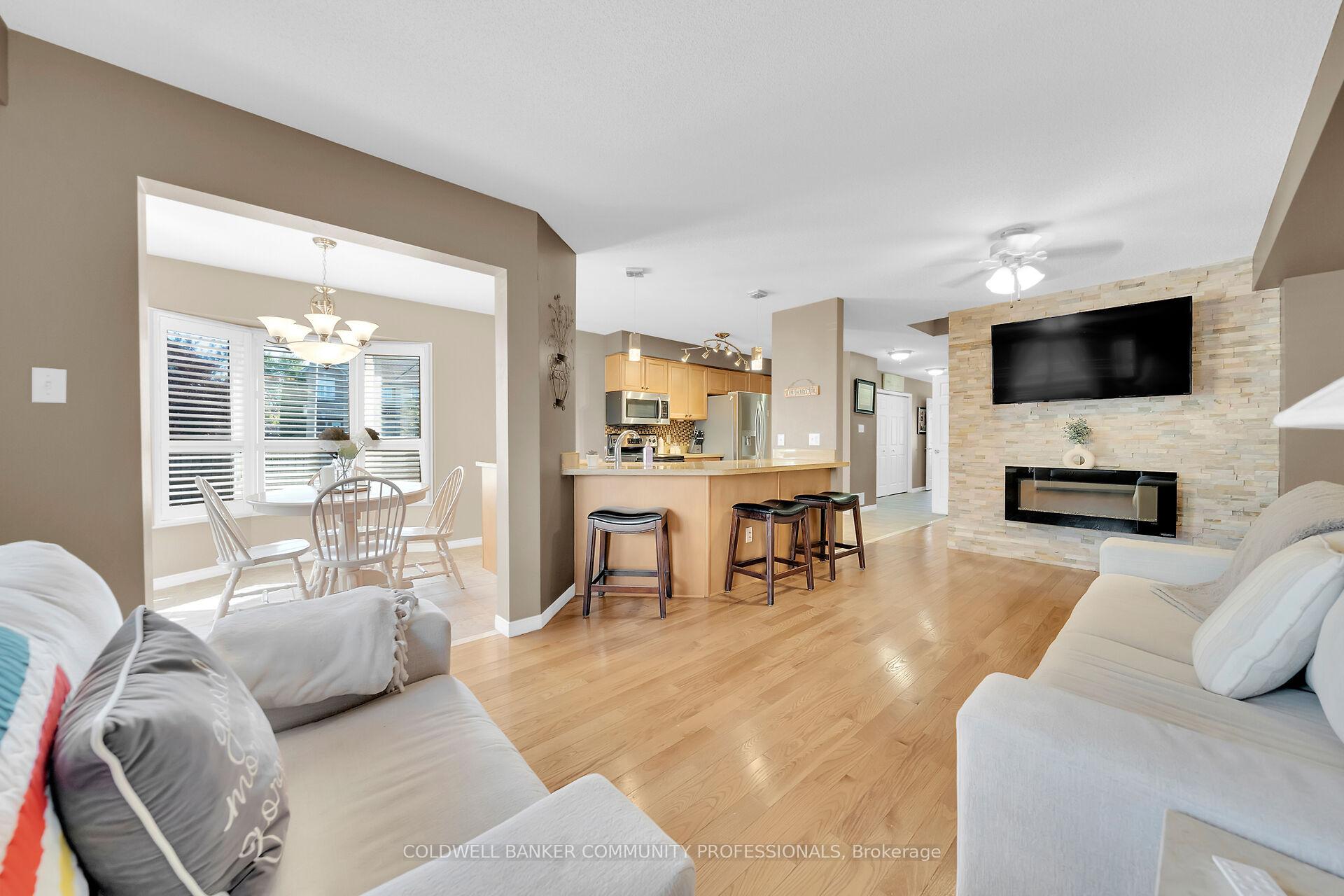 Photo 16 of 37 Meadow Wood Crescent, Hamilton, Stoney Creek Mountain — HOMEH
