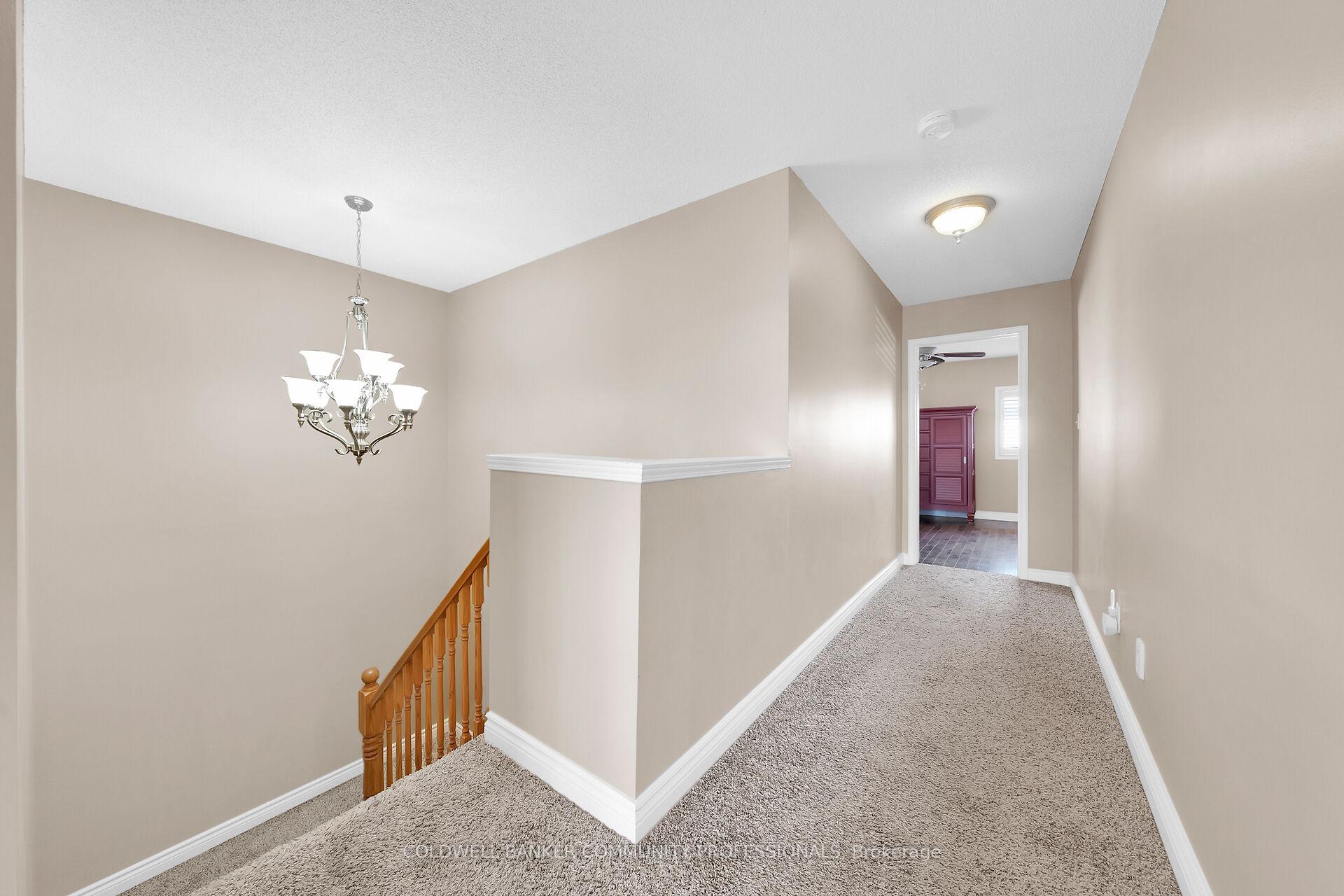 Photo 19 of 37 Meadow Wood Crescent, Hamilton, Stoney Creek Mountain — HOMEH