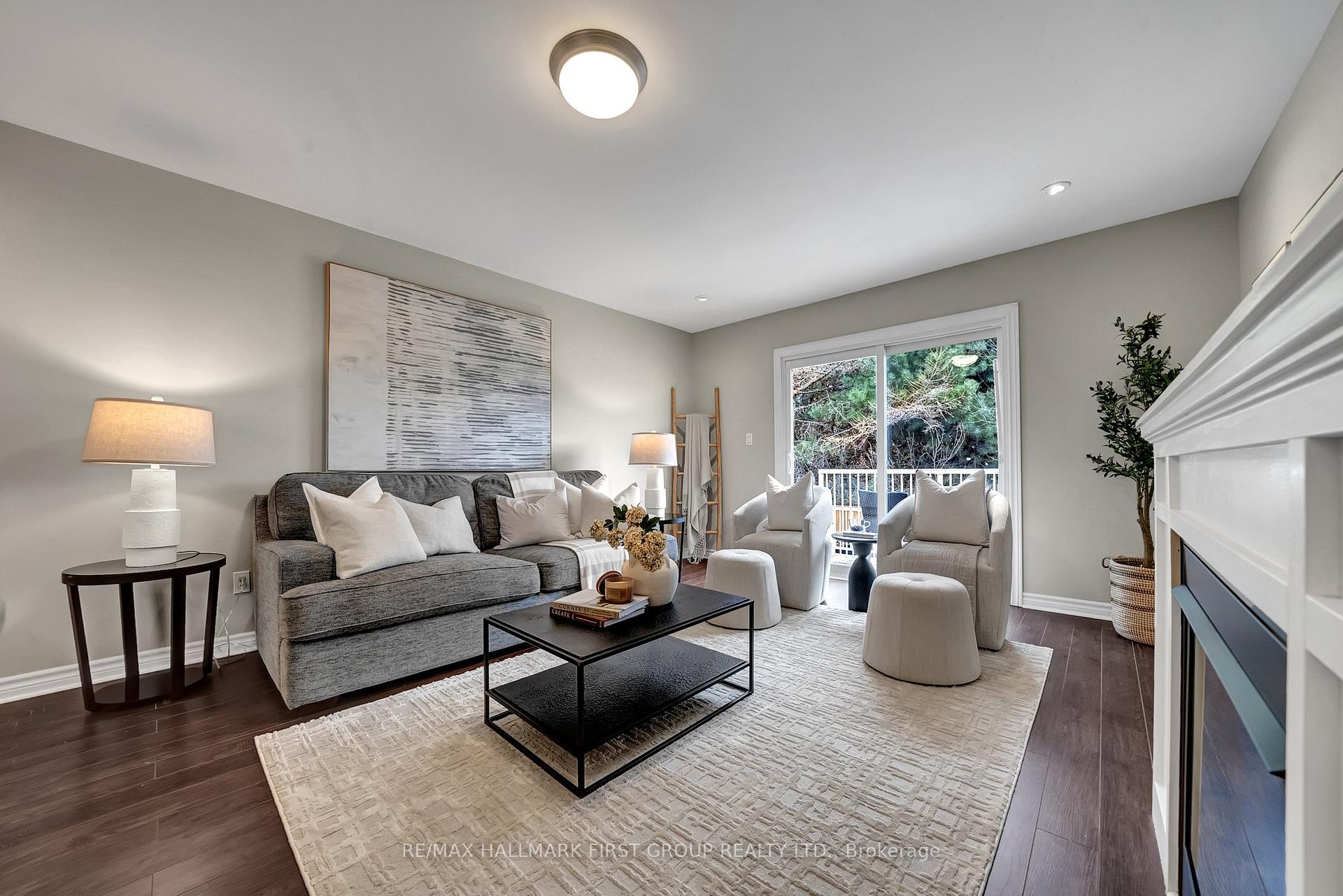 Photo 5 of 53 Hartsfield Drive, Clarington, Courtice — HOMEH