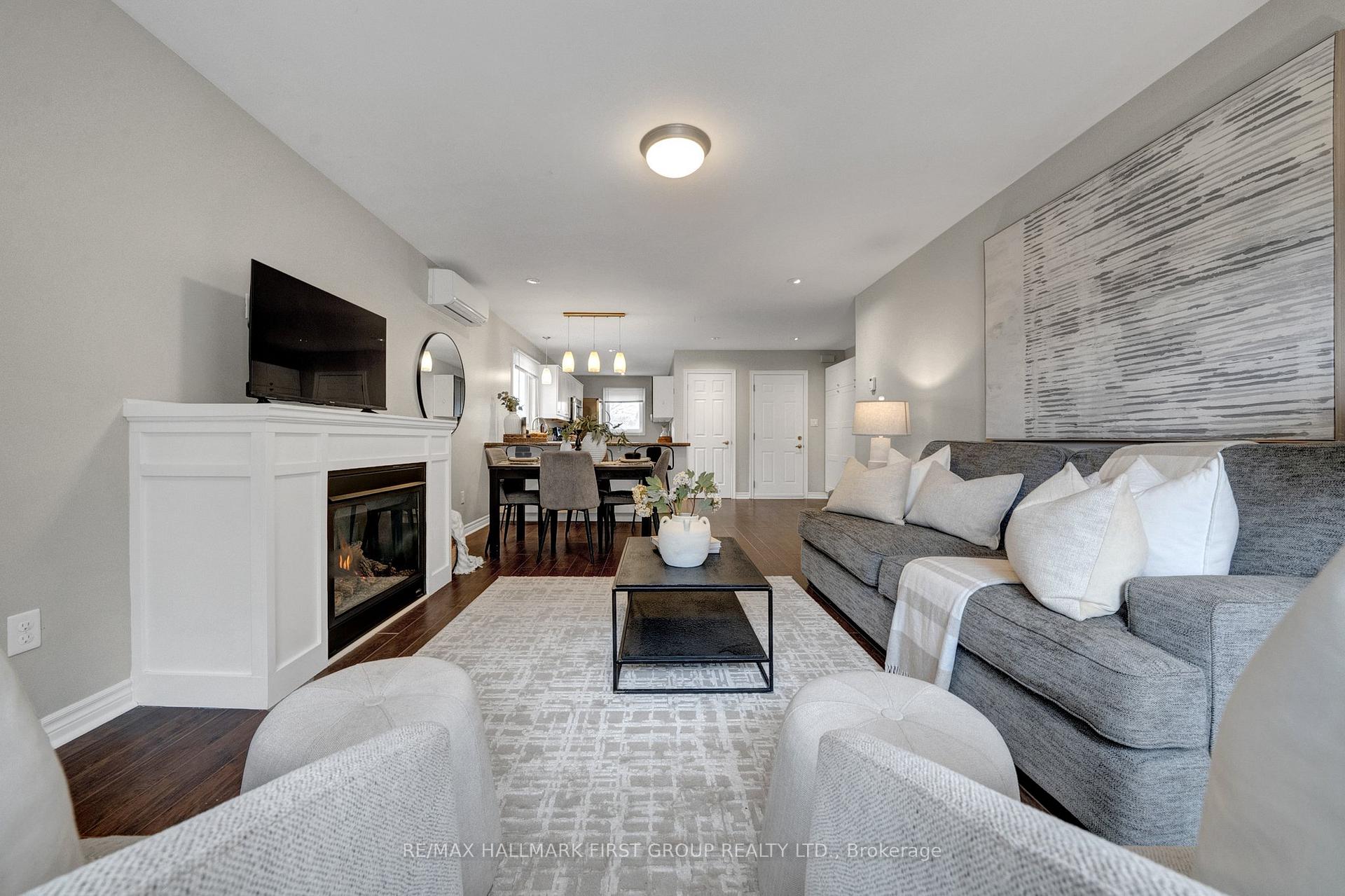 Photo 12 of 53 Hartsfield Drive, Clarington, Courtice — HOMEH