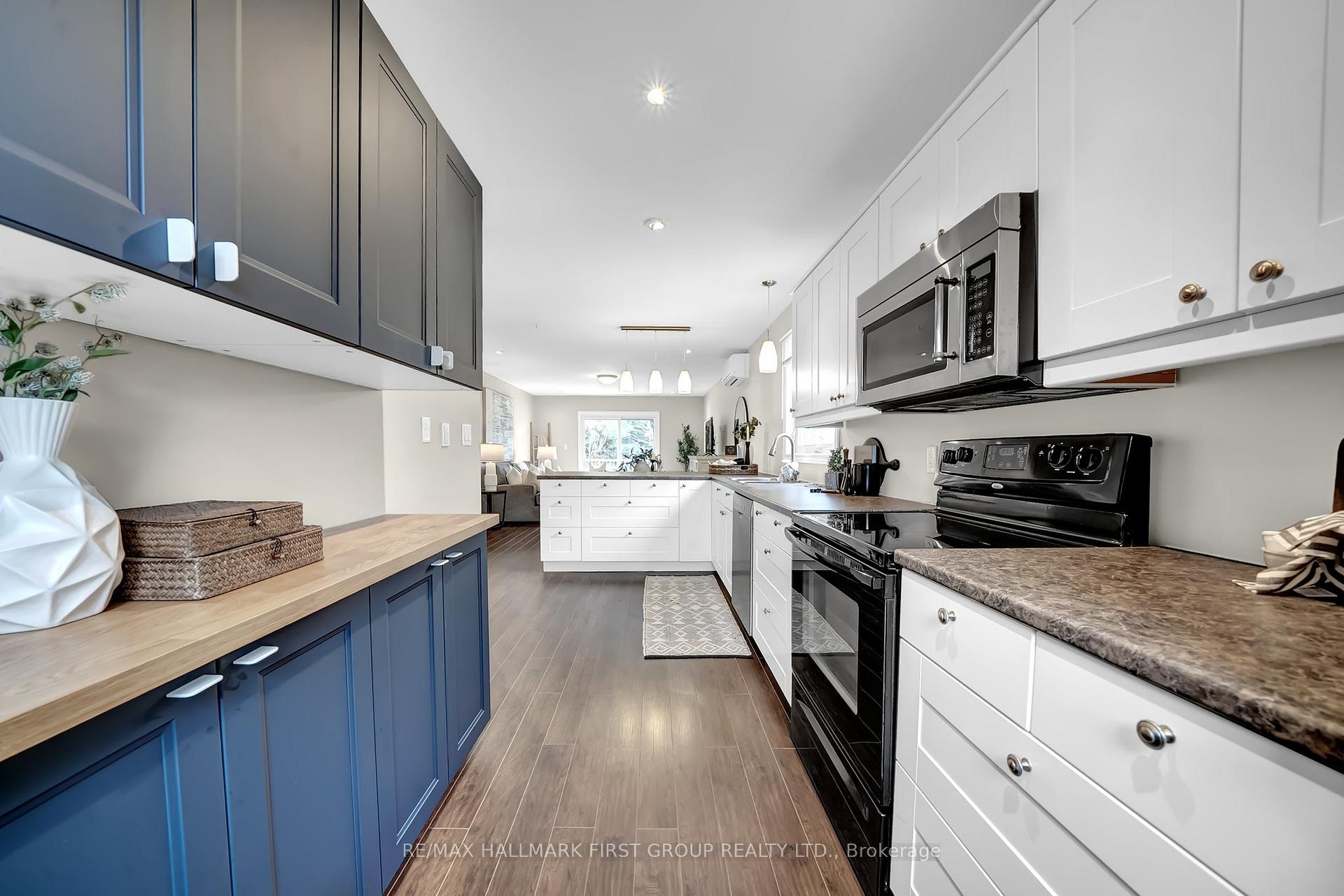 Photo 20 of 53 Hartsfield Drive, Clarington, Courtice — HOMEH