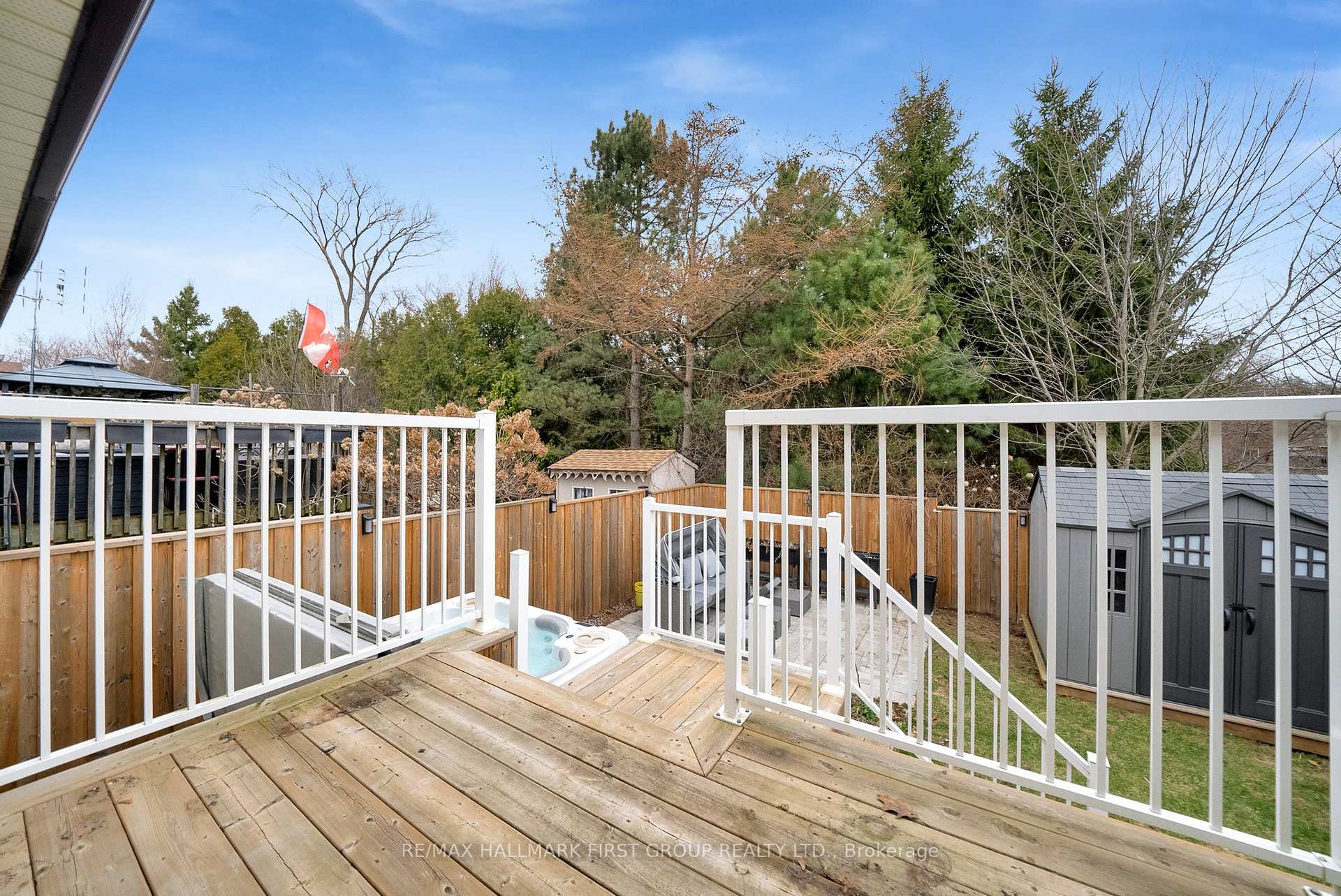 Photo 32 of 53 Hartsfield Drive, Clarington, Courtice — HOMEH