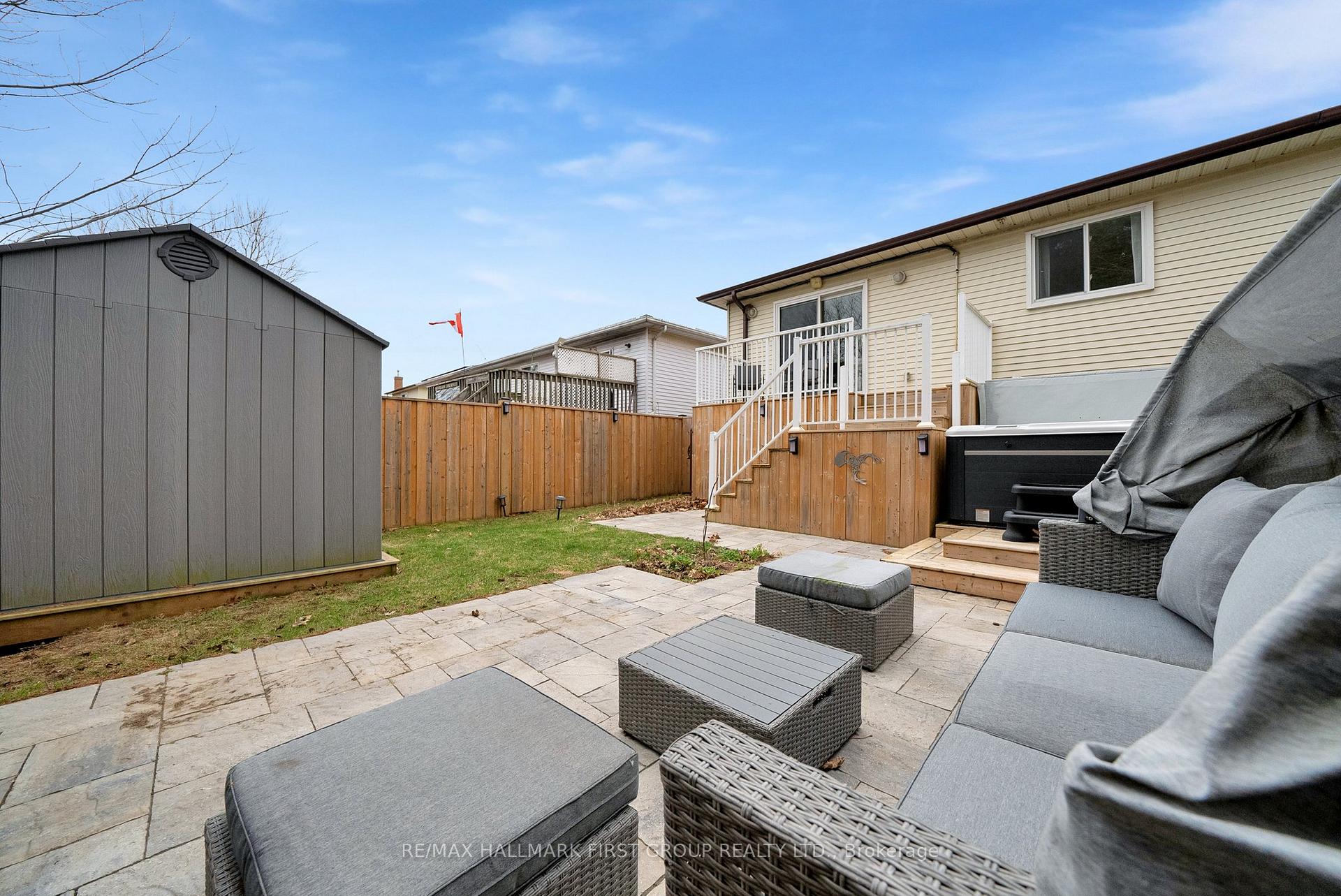 Photo 35 of 53 Hartsfield Drive, Clarington, Courtice — HOMEH