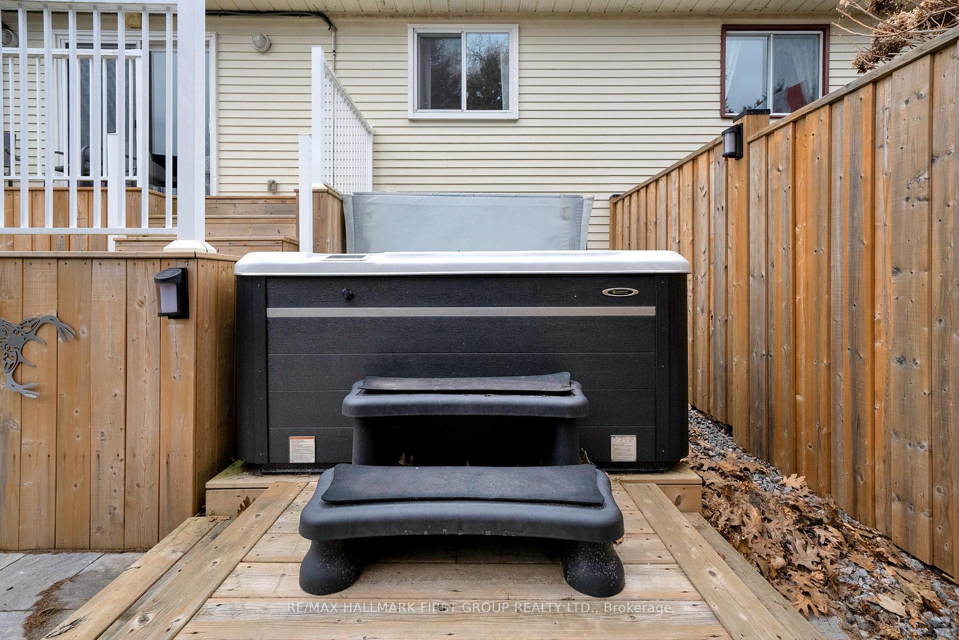 Photo 43 of 53 Hartsfield Drive, Clarington, Courtice — HOMEH
