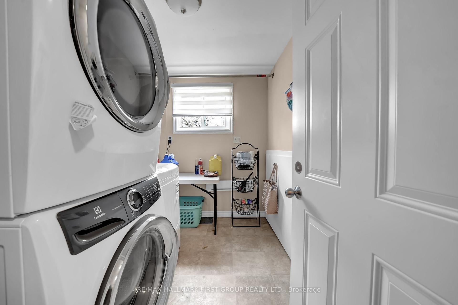 Photo 45 of 53 Hartsfield Drive, Clarington, Courtice — HOMEH