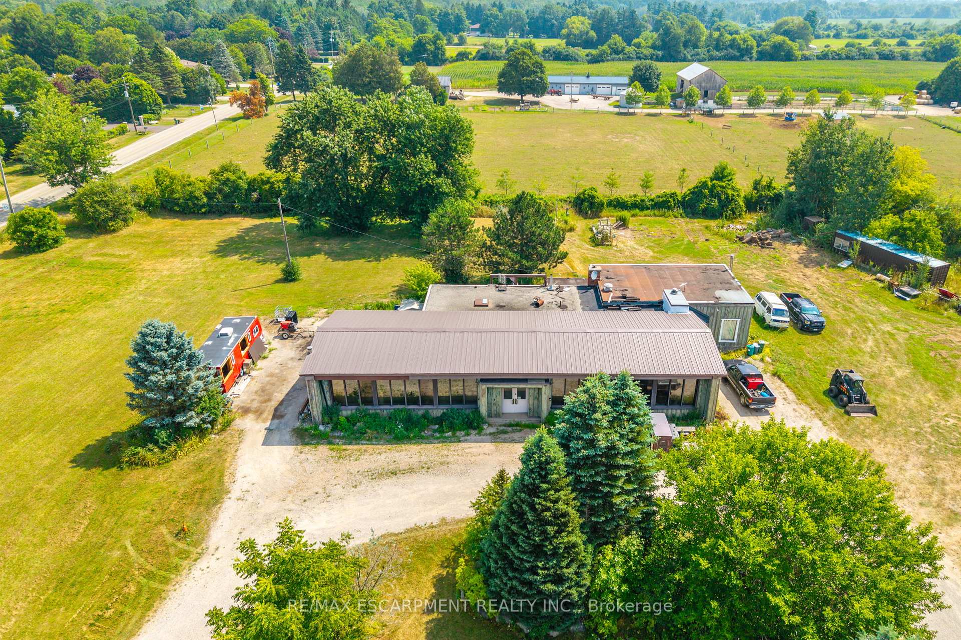 Photo 2 of 1090 Brock Road, Hamilton, Rural Flamborough — HOMEH